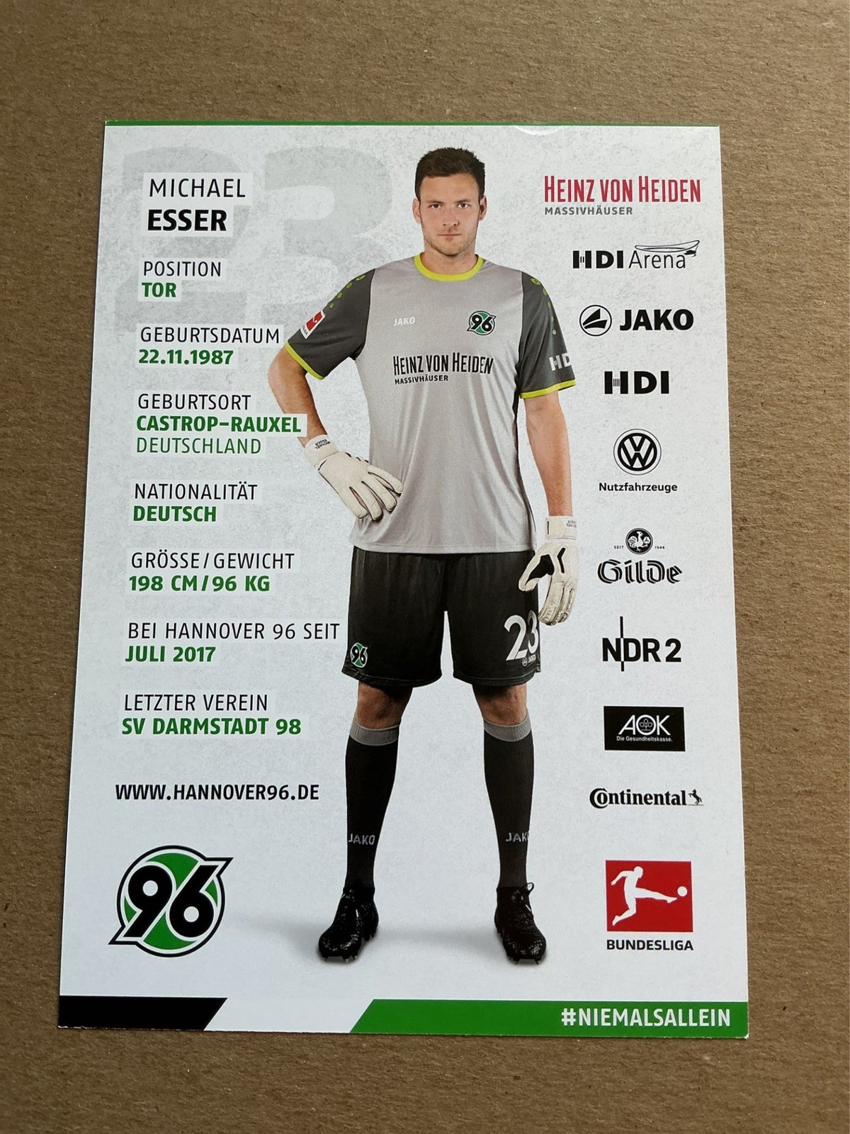 Michael Esser, Germany 🇩🇪 Hannover 96 2017/18 hand signed - Autographs-World