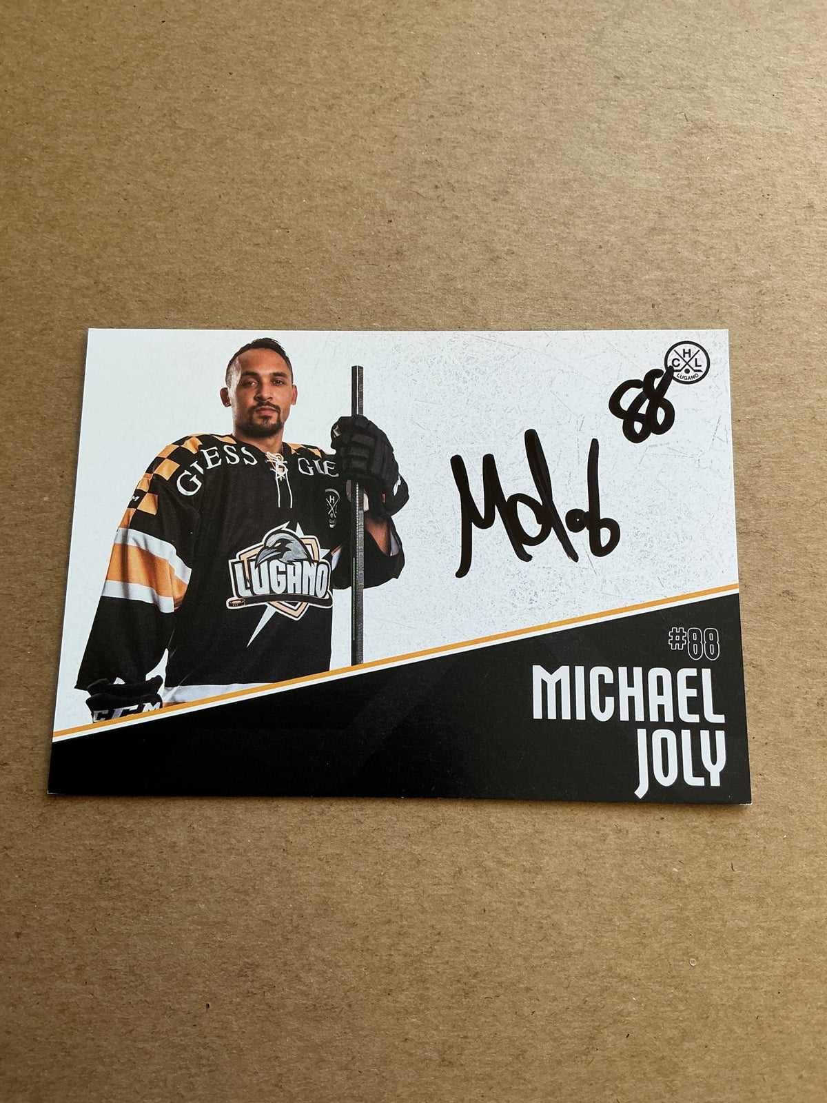 Michael Joly, Canada 🇨🇦 HC Lugano 2024/25 hand signed - Autographs-World