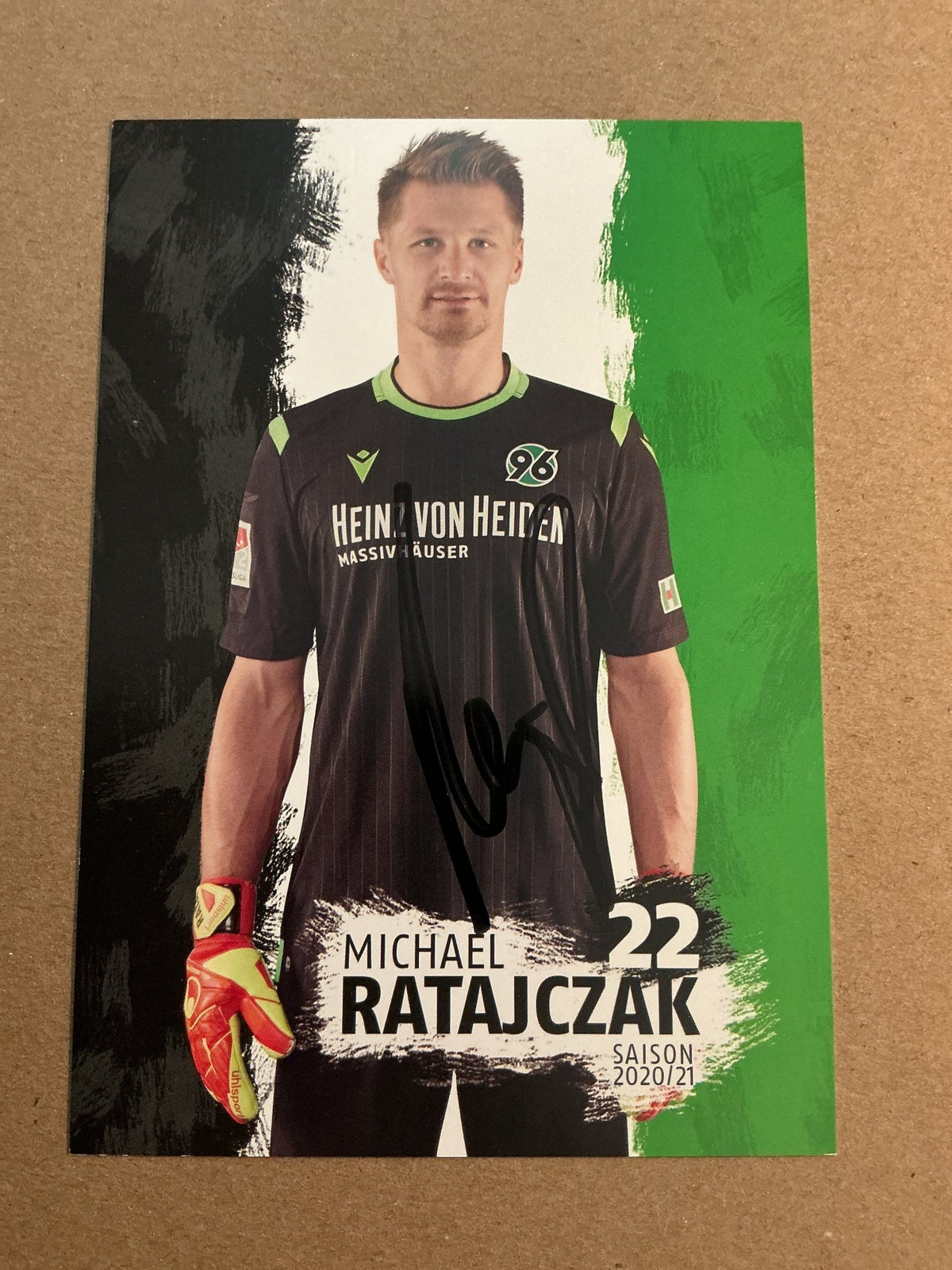 Michael Ratajczak, Germany 🇩🇪 Hannover 96 2020/21 hand signed - Autographs-World