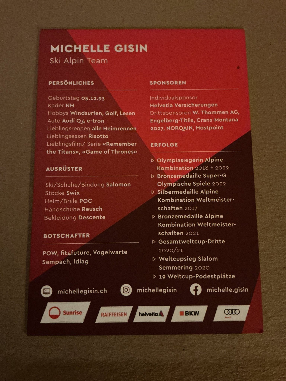 Michelle Gisin, Switzerland 🇨🇭 Alpin 2023/24 hand signed - Autographs-World