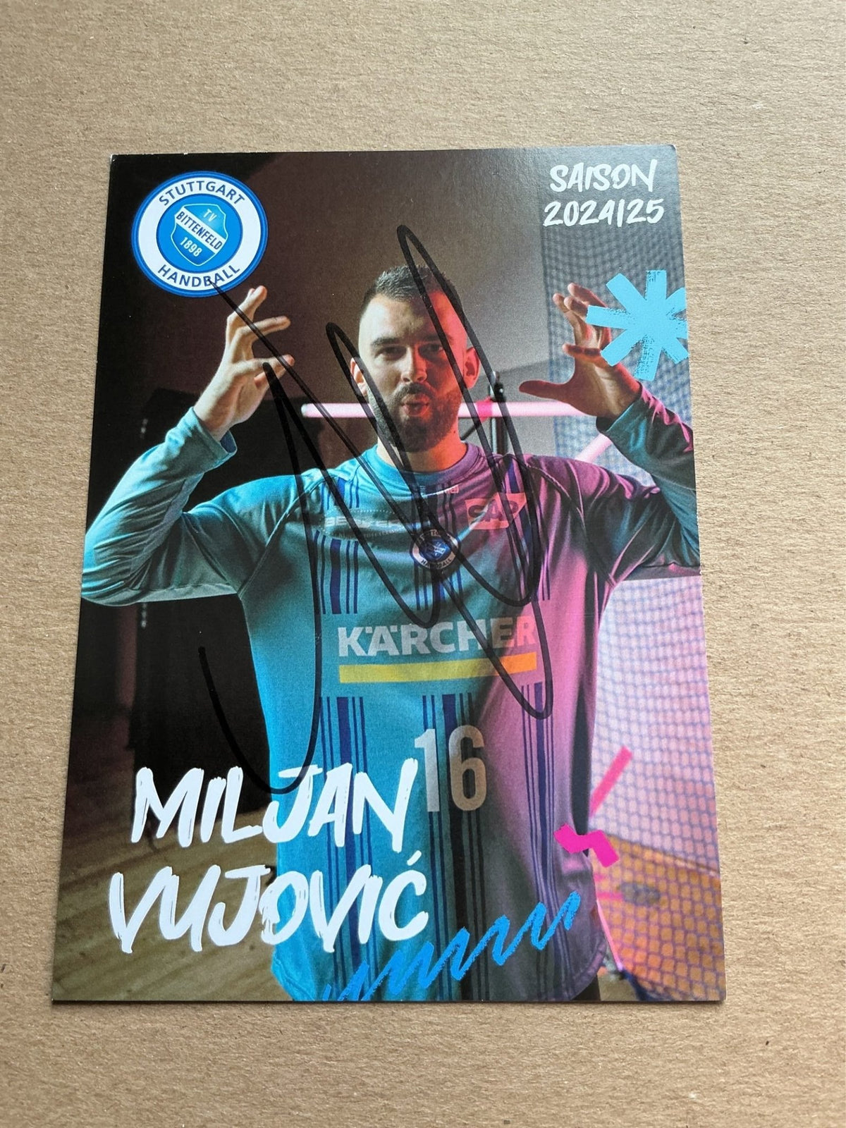 Milan Vujović, Slovenia 🇸🇮 TVB 1898 Stuttgart 2024/25 hand signed - Autographs-World