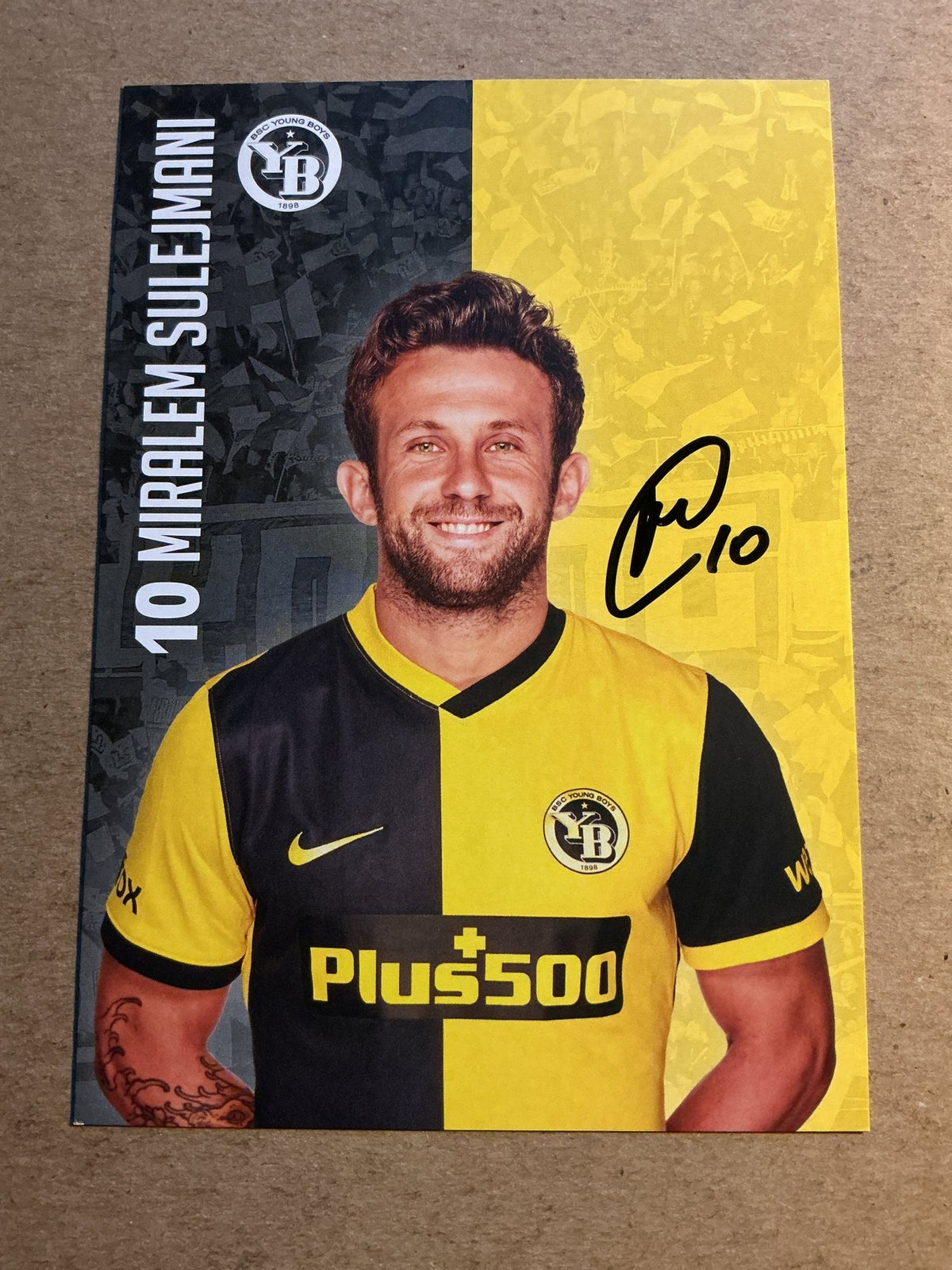 Miralem Sulejmani, Serbia 🇷🇸 BSC Young Boys 2021/22 hand signed - Autographs-World