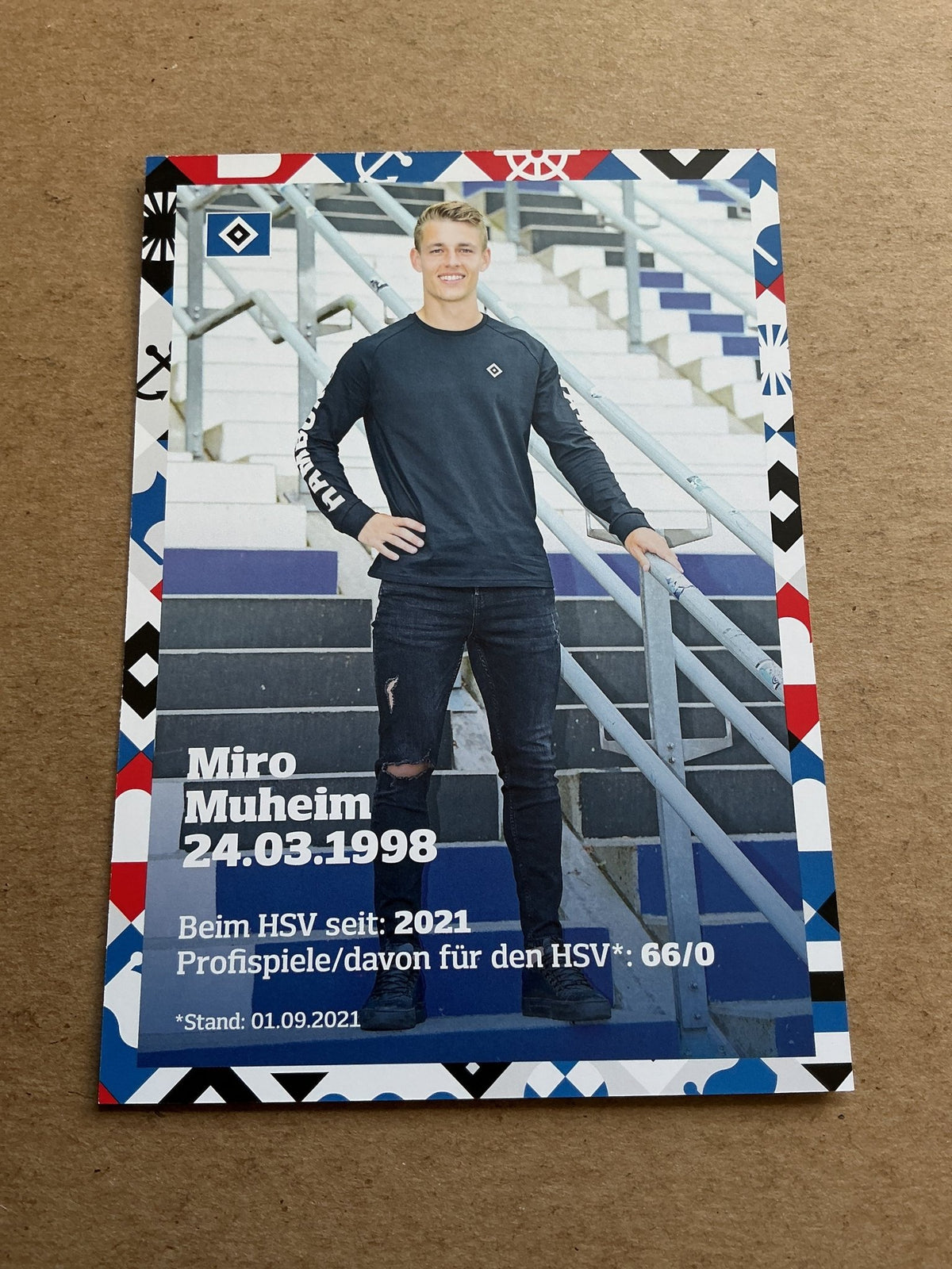 Miro Muheim, Switzerland 🇨🇭 Hamburger SV 2021/22 hand signed - Autographs-World