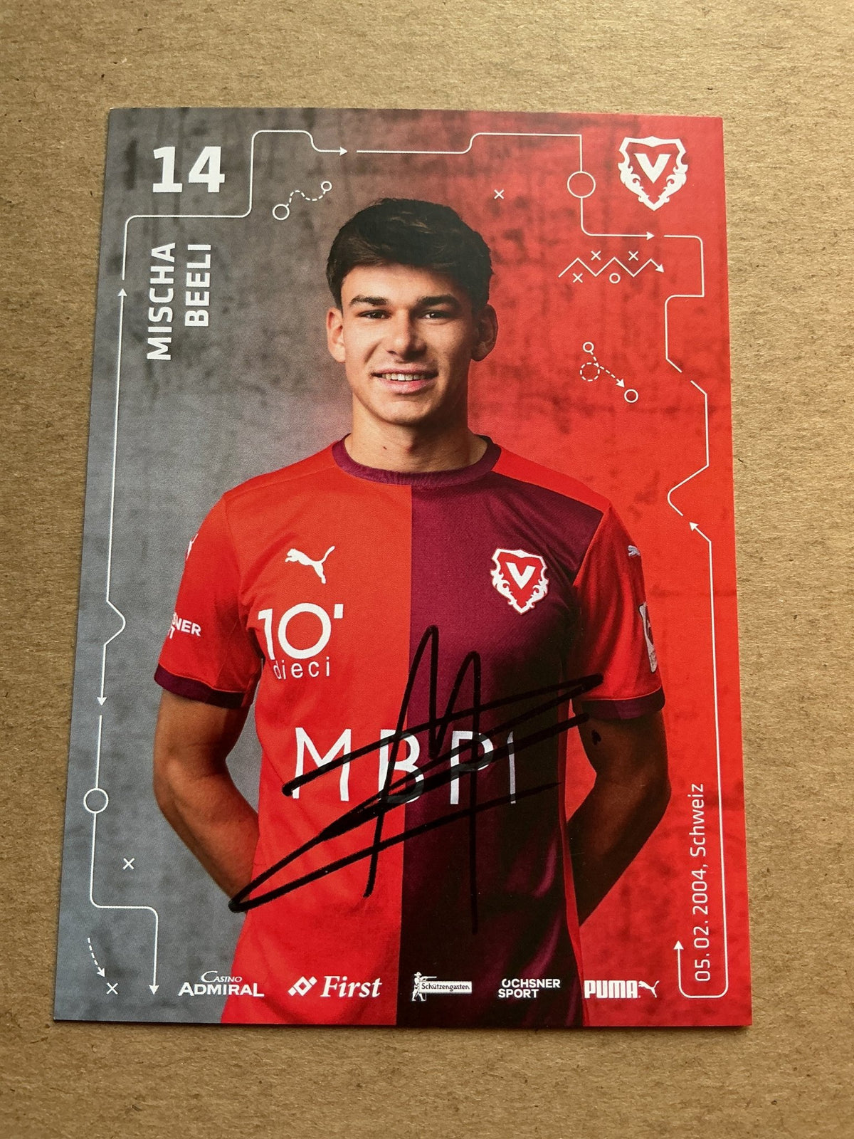 Mischa Beeli, Switzerland 🇨🇭 FC Vaduz 2025/26 hand signed - Autographs-World