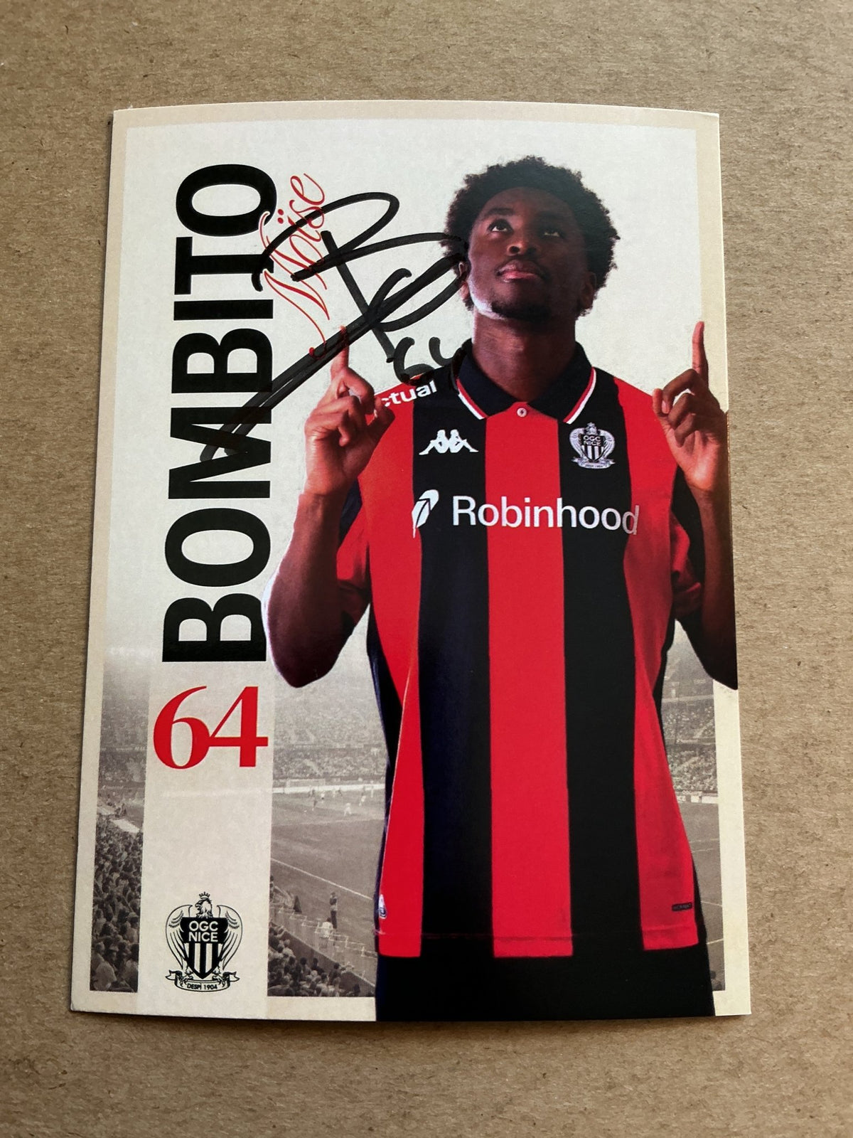 Moïse Bombito, Canada 🇨🇦 OGC Nice 2025/26 hand signed - Autographs-World