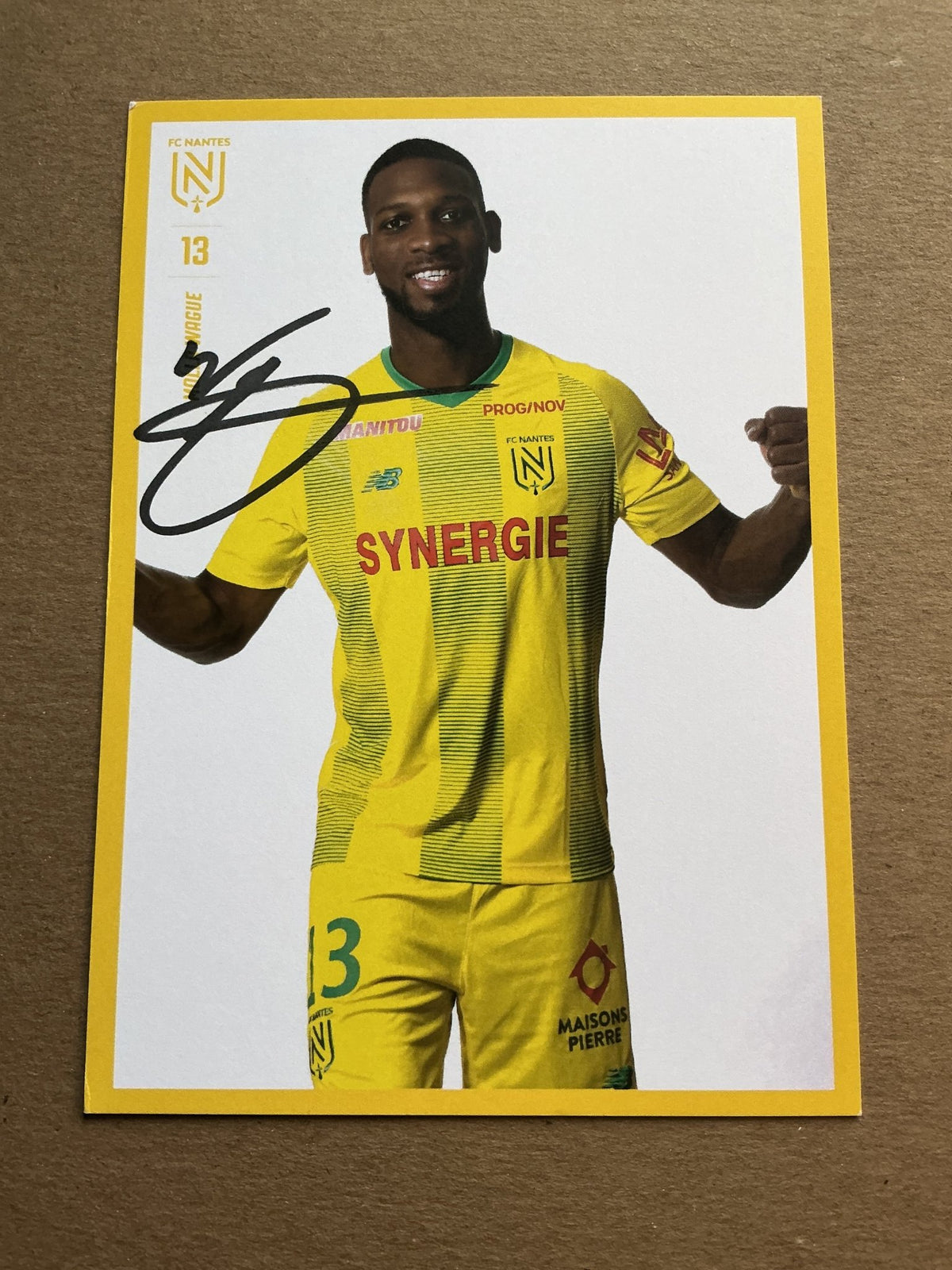 Molla Wagué, Mali 🇲🇱 FC Nantes 2019/20 hand signed - Autographs-World