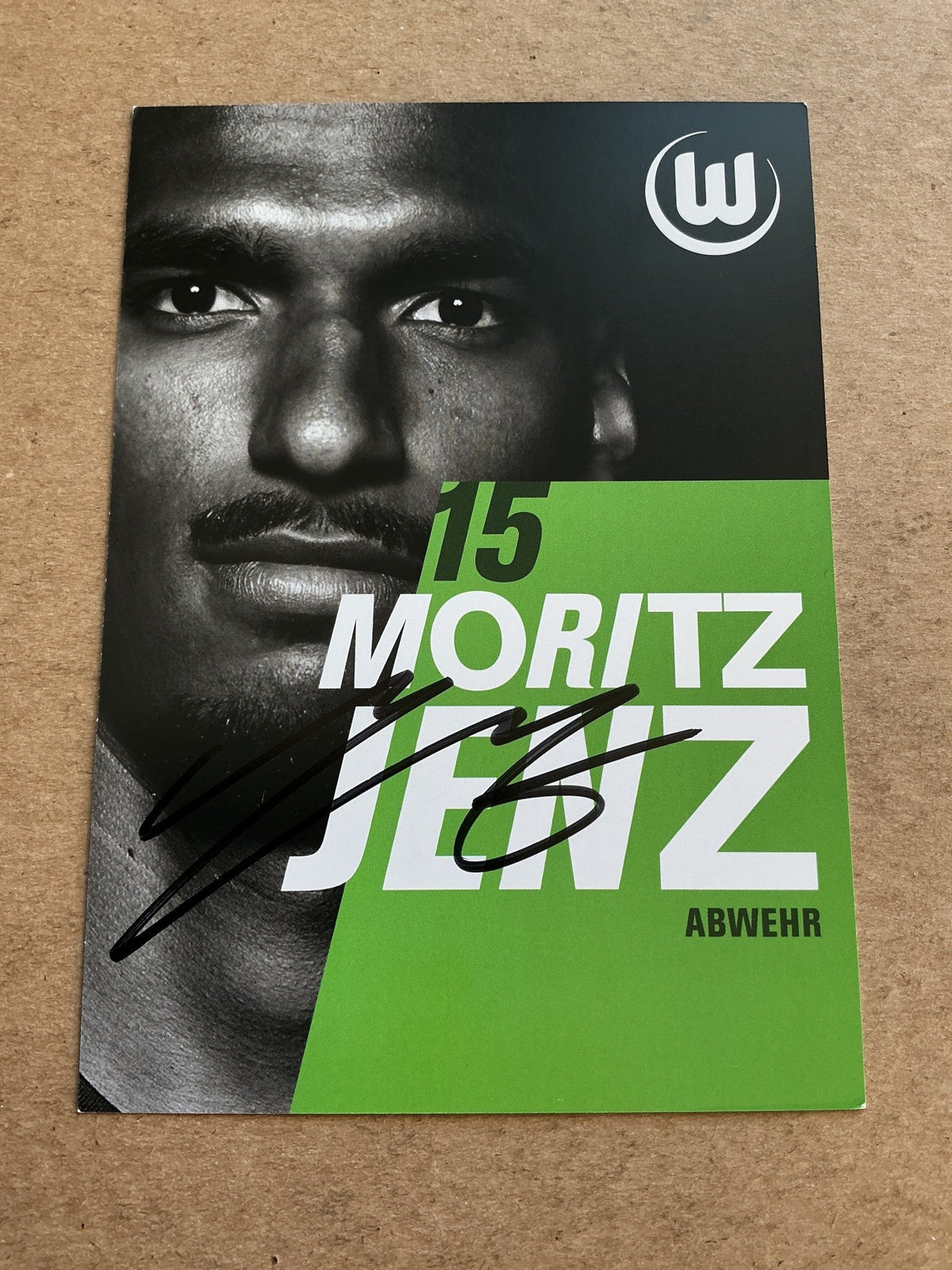 Moritz Jenz, Germany 🇩🇪 VfL Wolfsburg 2025/26 hand signed - Autographs-World