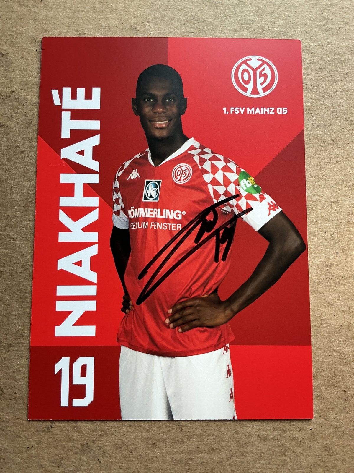 Moussa Niakhaté, France 🇫🇷 FSV Mainz 05 2020/21 hand signed - Autographs-World