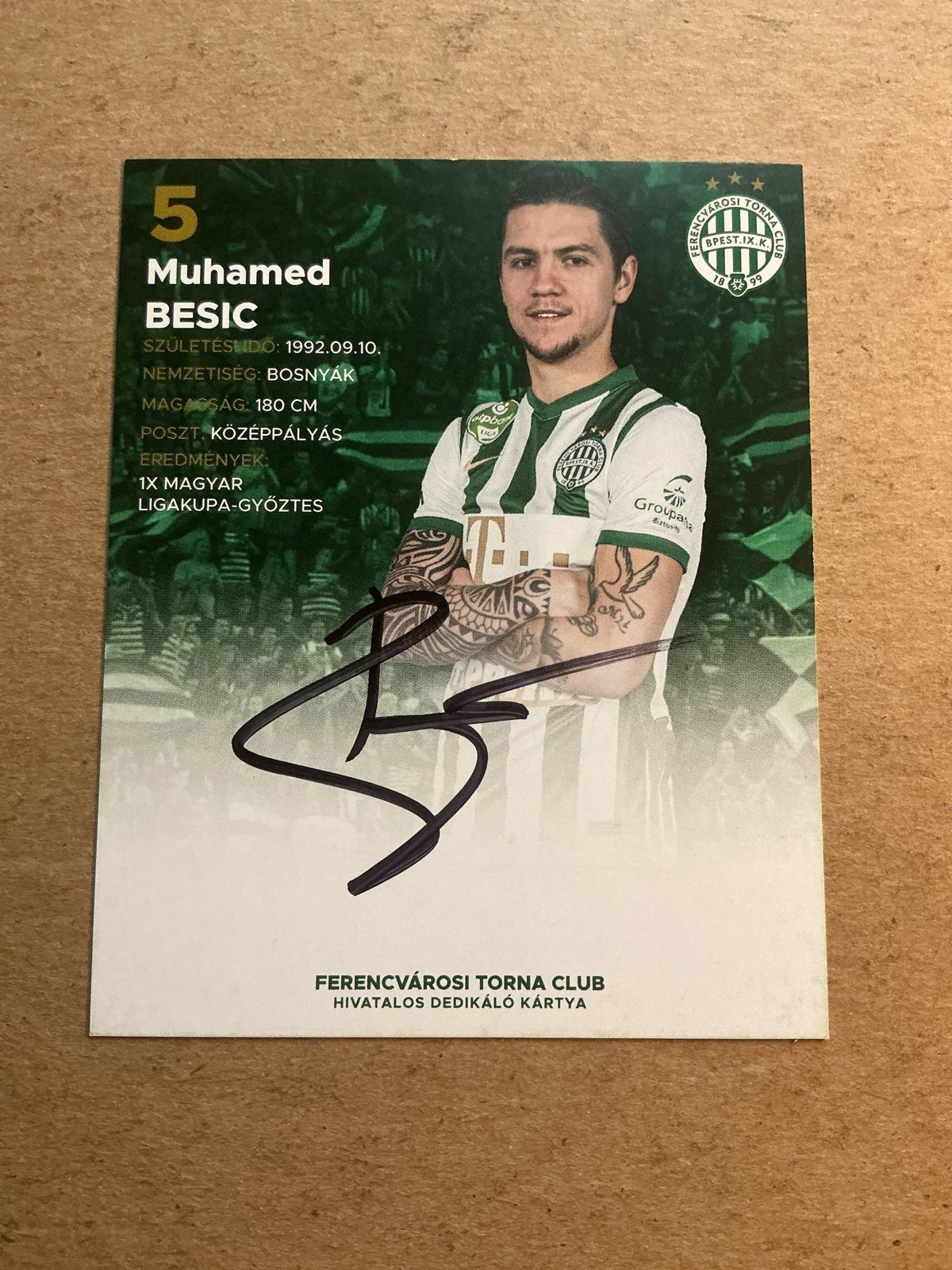 Muhamed Bešić, Bosnia 🇧🇦 Ferencvaros TC 2021/22 hand signed - Autographs-World