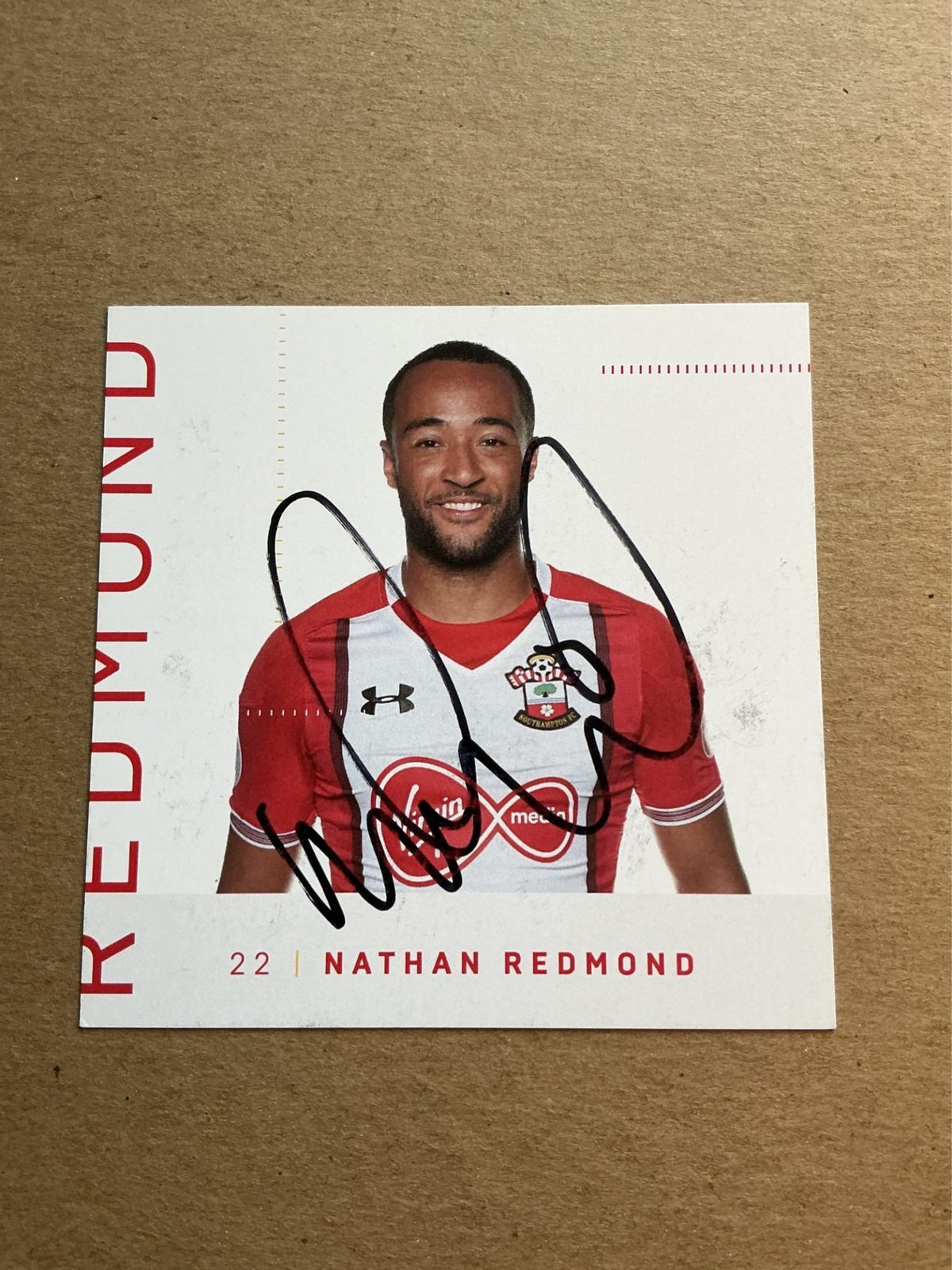 Nathan Redmond, England 🏴󠁧󠁢󠁥󠁮󠁧󠁿 Southampton FC 2017/18 hand signed - Autographs-World