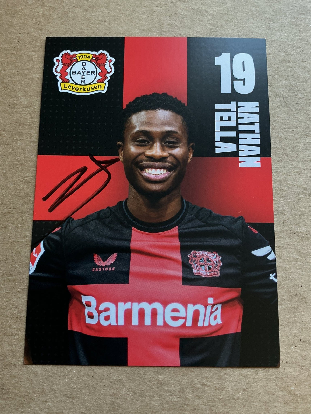 Nathan Tella, Nigeria 🇳🇬 Bayer 04 Leverkusen 2023/24 hand signed - Autographs-World