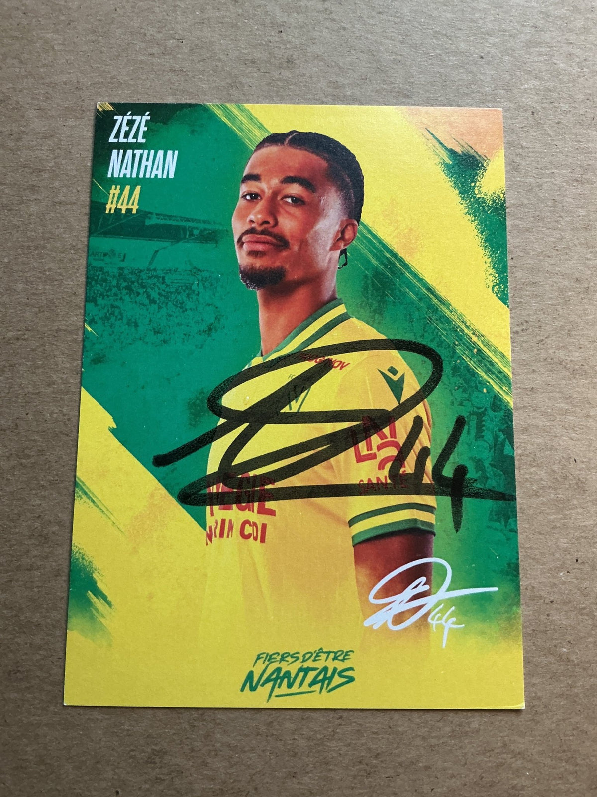 Nathan Zeze, France 🇫🇷 FC Nantes 2023/24 hand signed - Autographs-World