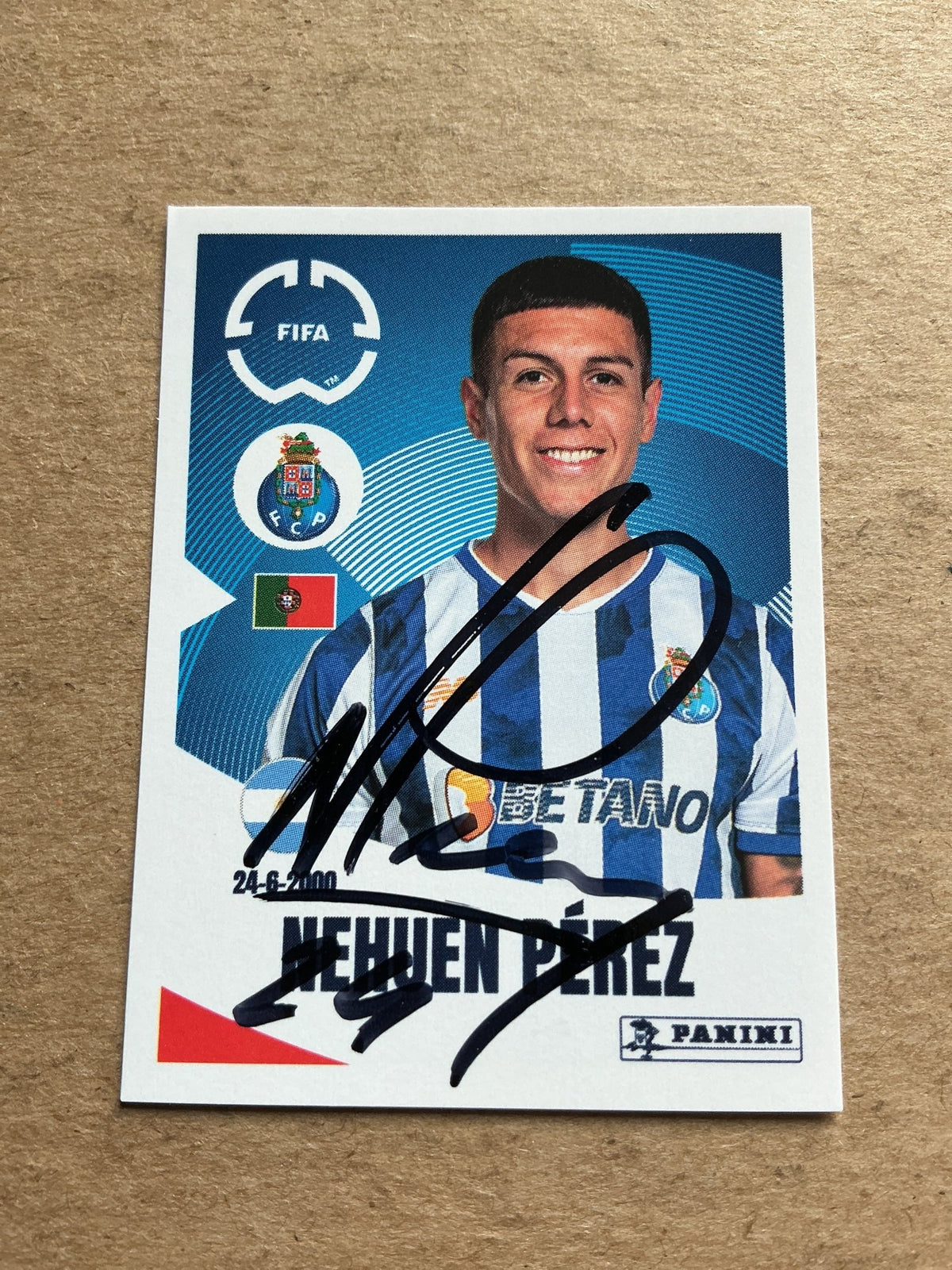 Nehuén Pérez, Argentina 🇦🇷 FC Porto Club World Cup 2025 Panini hand signed - Autographs-World