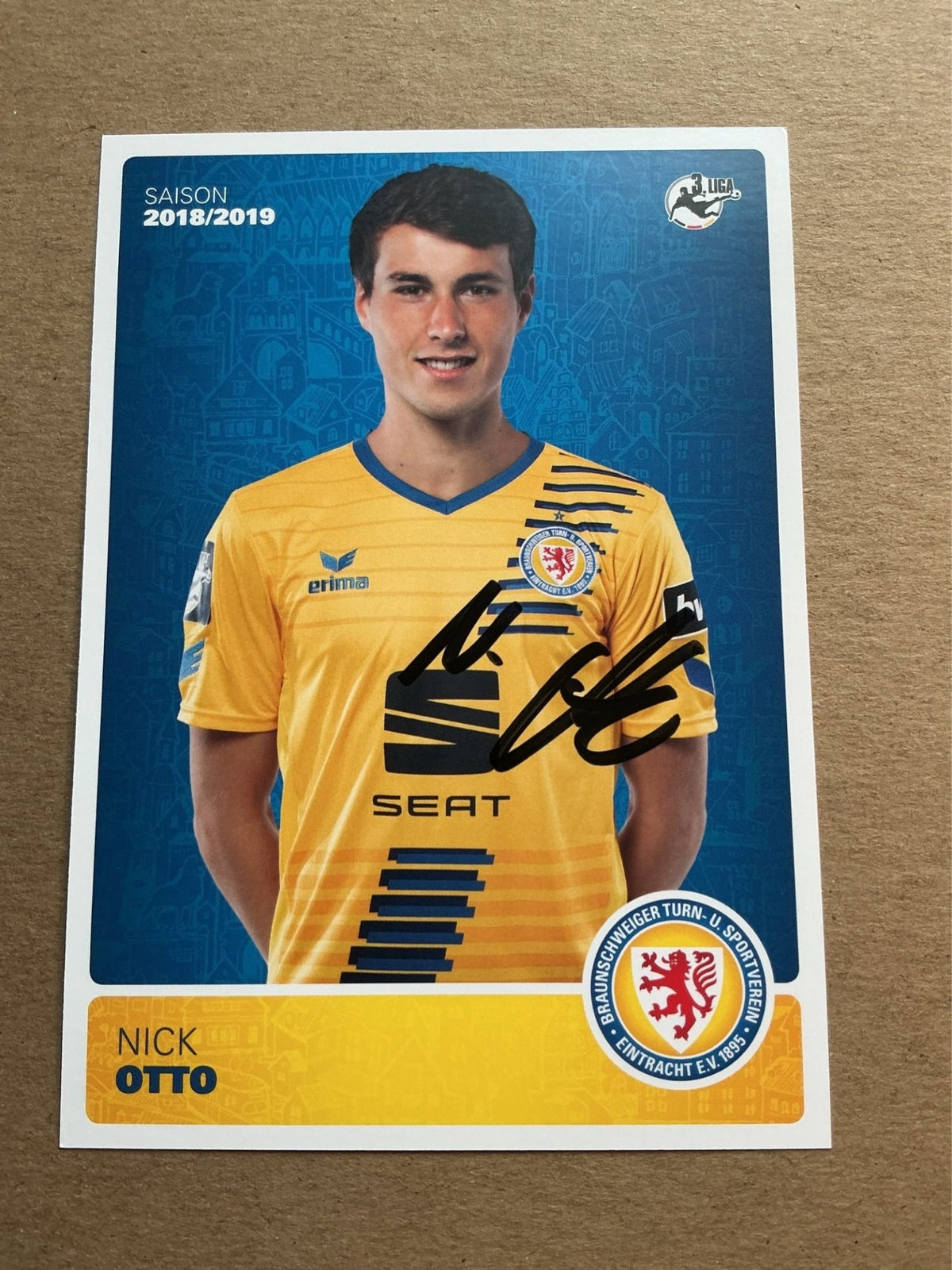 Nick Otto, Germany 🇩🇪 Eintracht Braunschweig 2018/19 hand signed - Autographs-World
