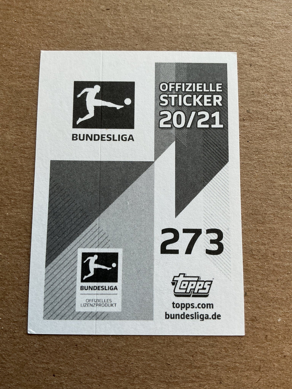 Nico Elvedi, Switzerland 🇨🇭 Mönchengladbach 2020/21 Topps hand signed - Autographs-World