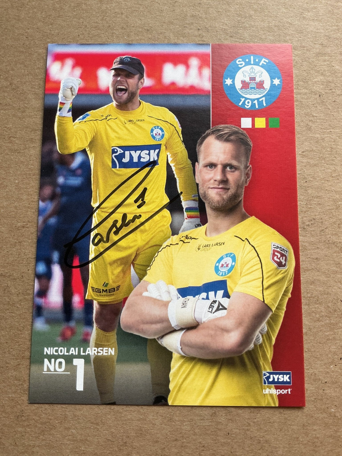 Nicolai Larsen, Denmark 🇩🇰 Silkeborg IF 2022/23 hand signed - Autographs-World