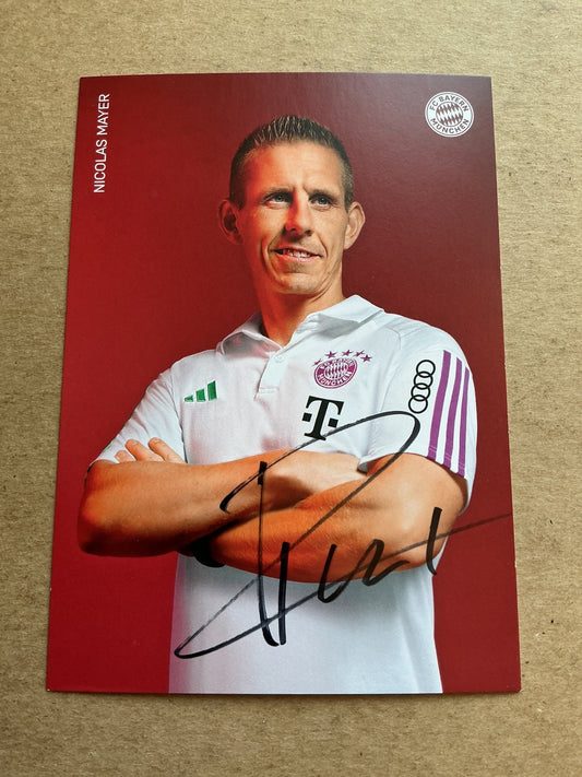 Nicolas Mayer, France 🇫🇷 FC Bayern München 2023/24 hand signed - Autographs-World