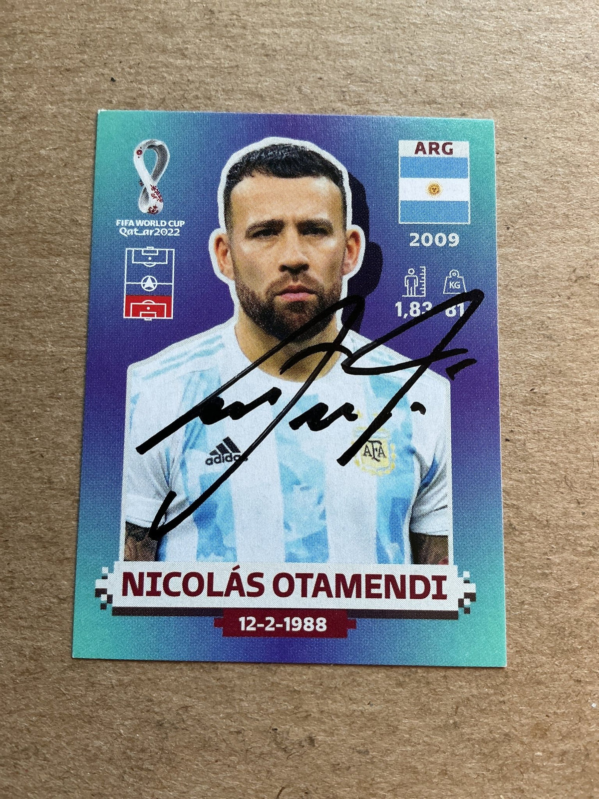 Nicolas Otamendi, Argentina 🇦🇷 FIFA World Cup 2022 Panini hand signed - Autographs-World