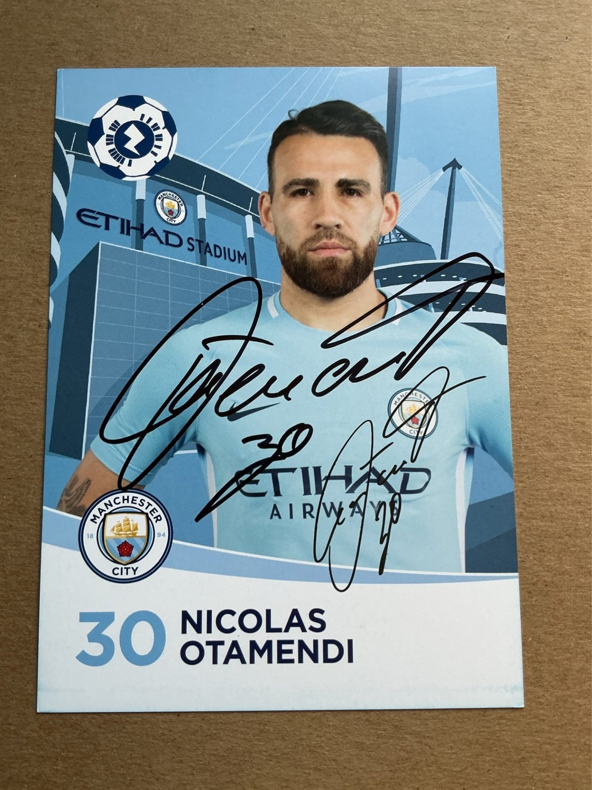 Nicolas Otamendi, Argentina 🇦🇷 Manchester City 2017/18 hand signed - Autographs-World