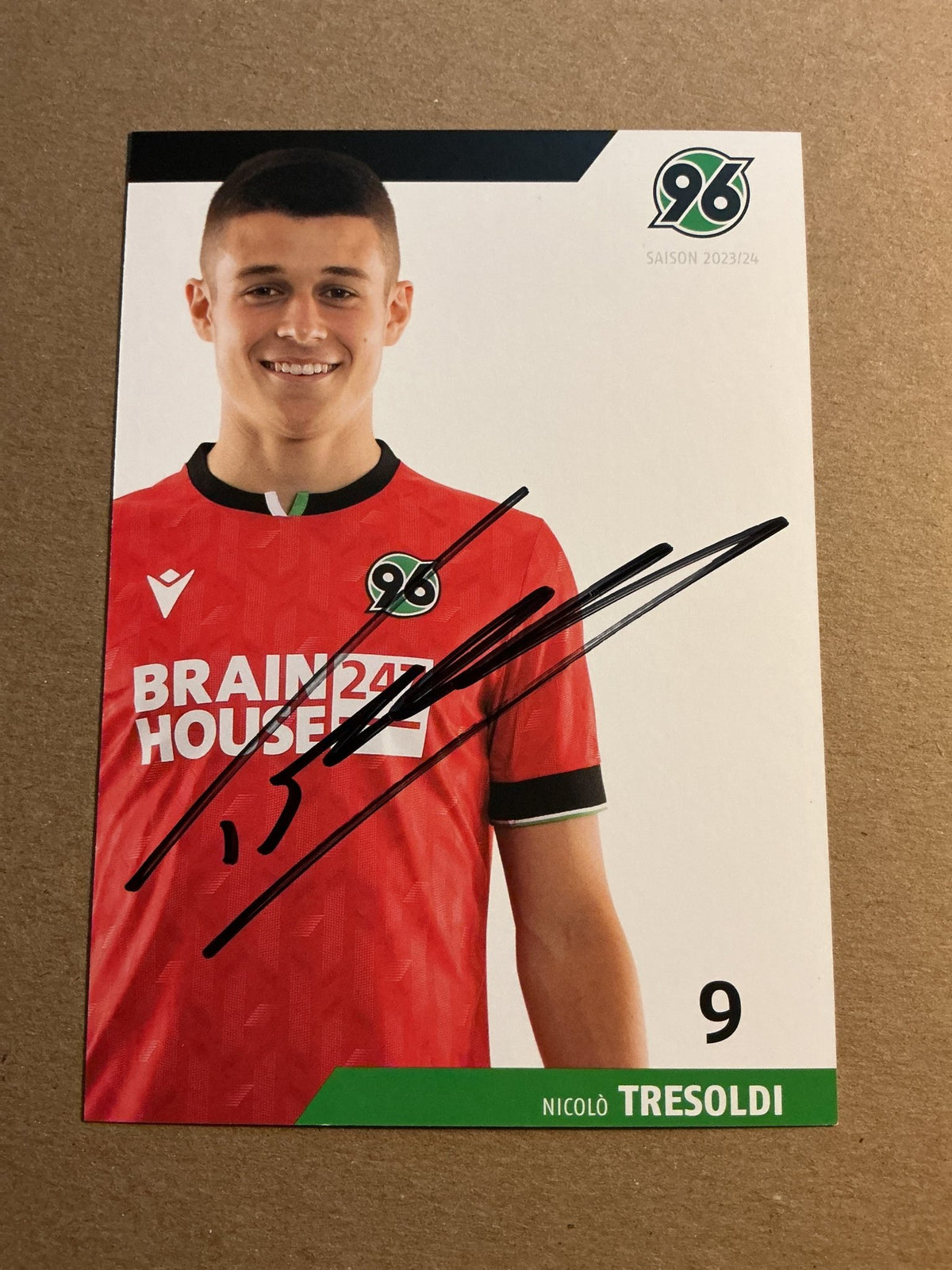 Nicolò Tresoldi, Germany 🇩🇪 Hannover 96 2023/24 hand signed - Autographs-World