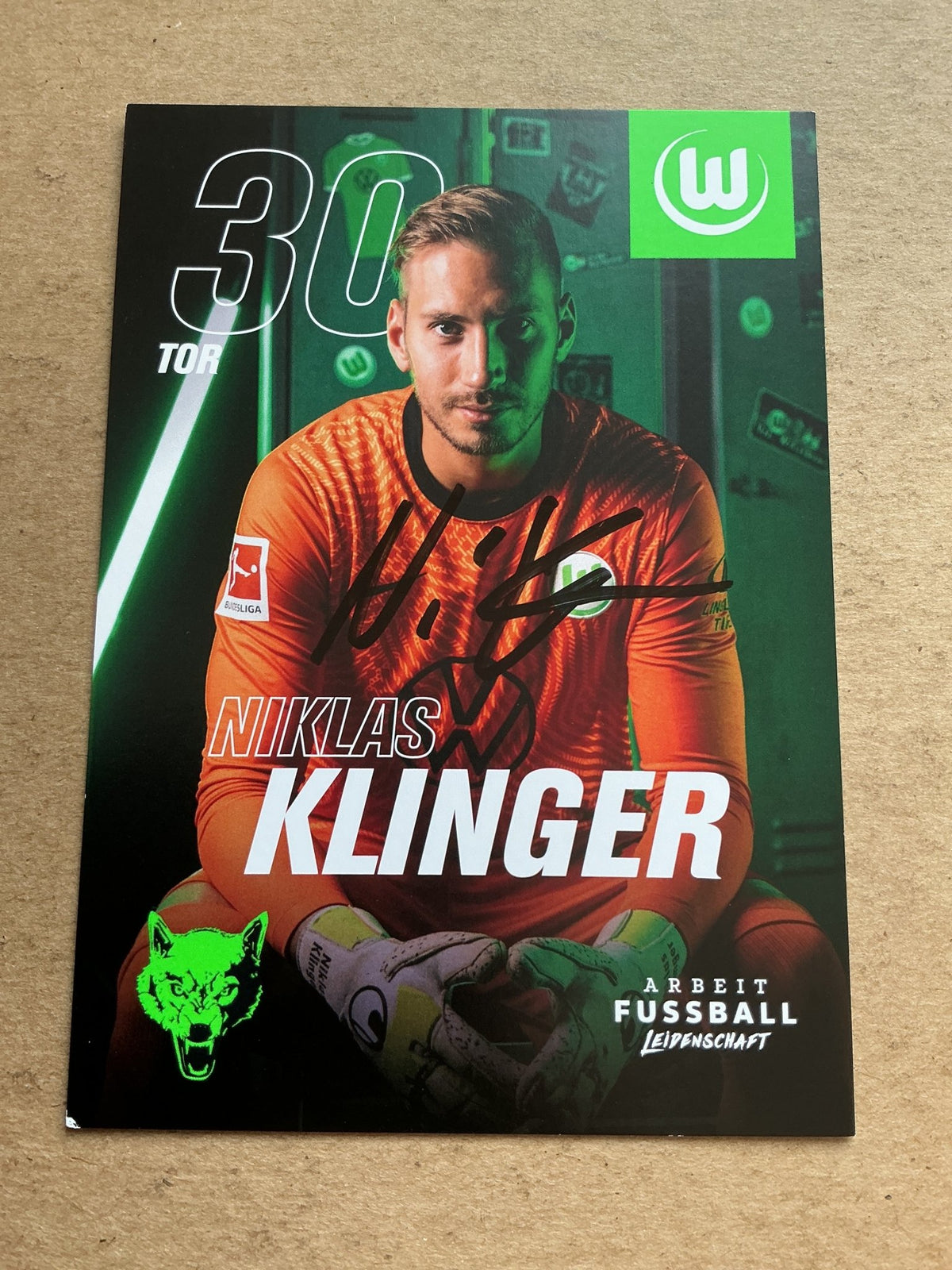 Niklas Klinger, Germany 🇩🇪 VfL Wolfsburg 2021/22 hand signed - Autographs-World