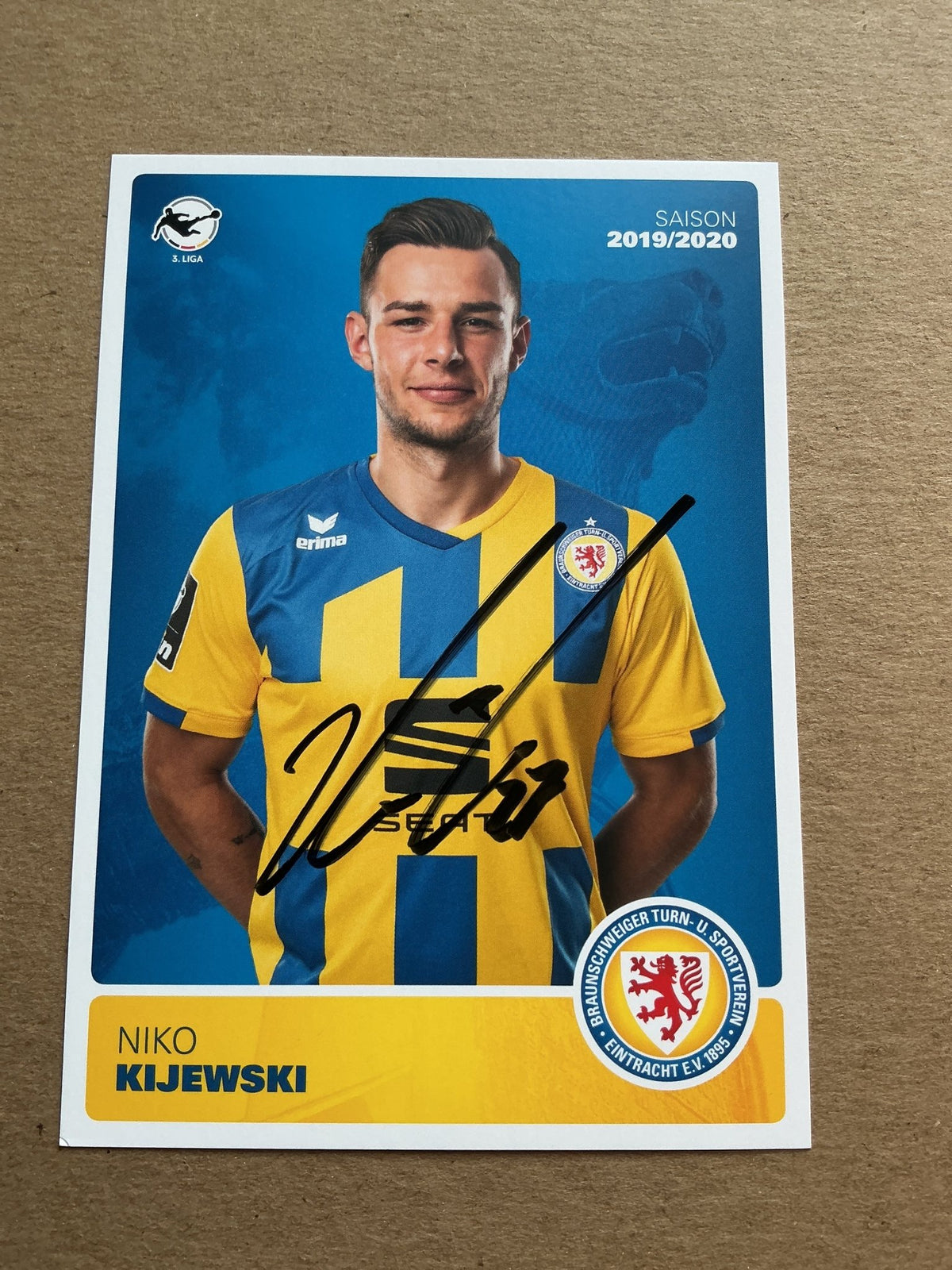 Niko Kijewski, Germany 🇩🇪 Eintracht Braunschweig 2019/20 hand signed - Autographs-World
