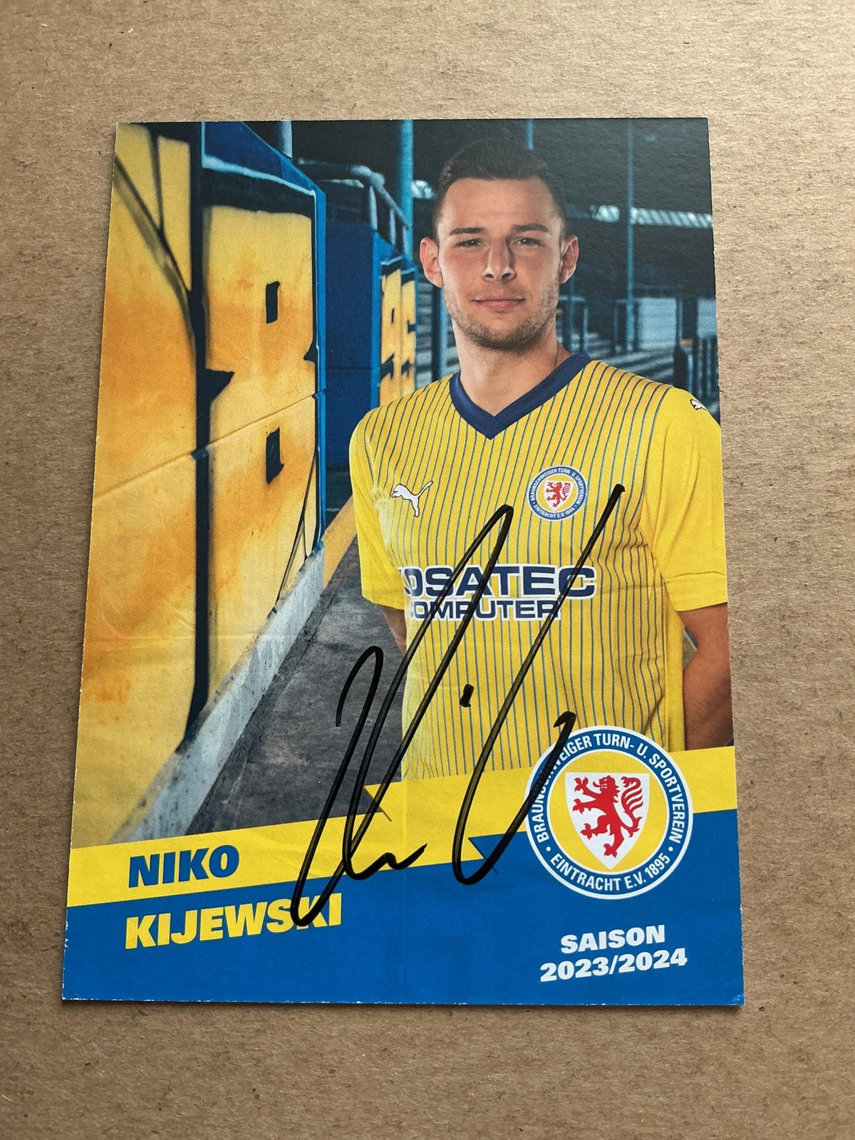 Niko Kijewski, Germany 🇩🇪 Eintracht Braunschweig 2023/24 hand signed - Autographs-World