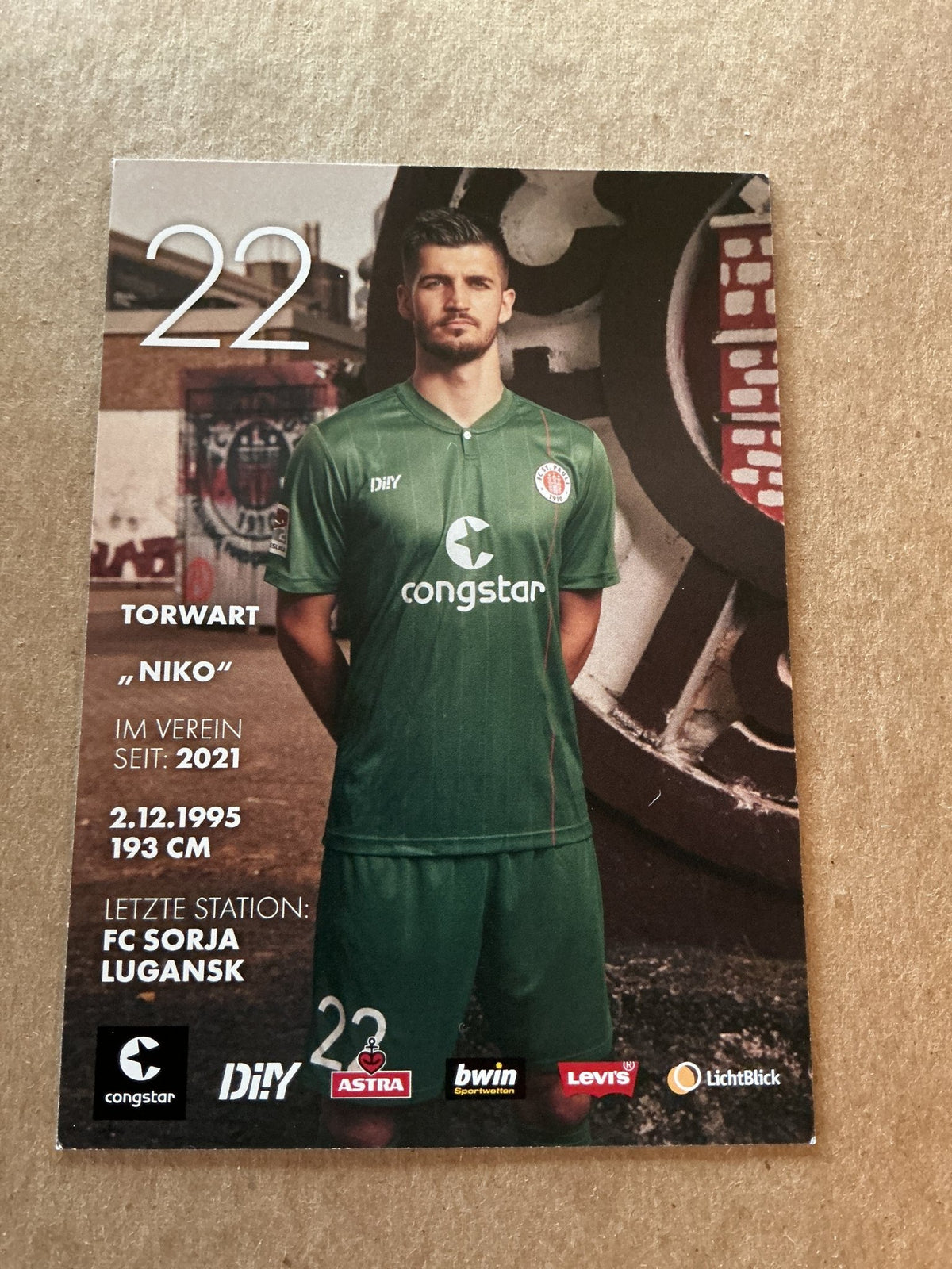 Nikola Vasilj, Bosnia 🇧🇦 FC St. Pauli 2021/22 hand signed - Autographs-World