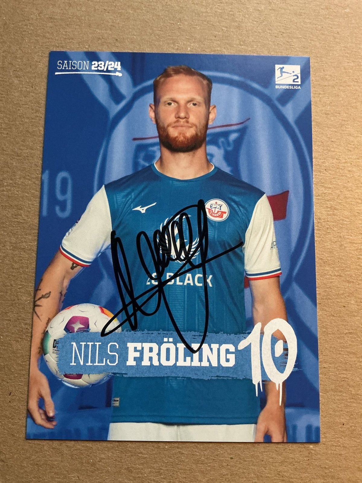 Nils Fröling, Sweden 🇸🇪 Hansa Rostock 2023/24 hand signed - Autographs-World