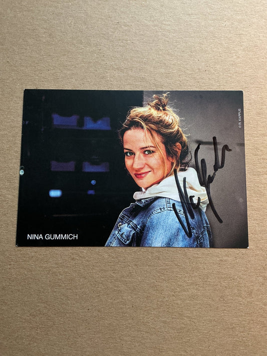 Nina Gummich, Germany 🇩🇪 Actress 2024 hand signed - Autographs-World