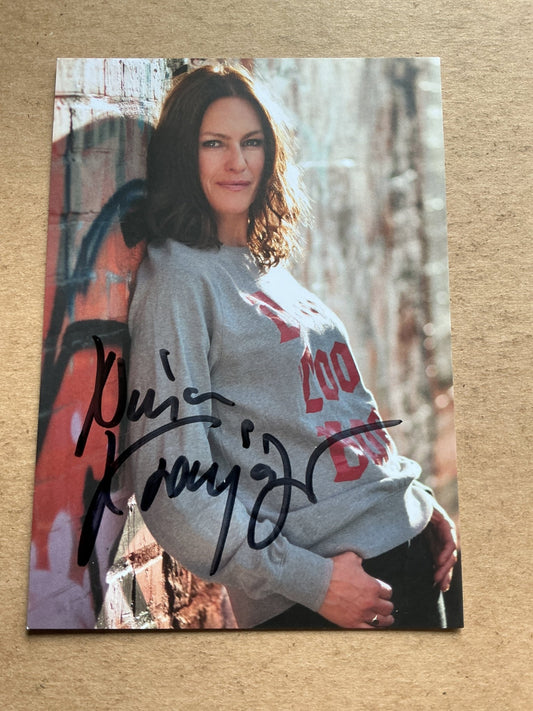 Nina Kronjäger, Germany 🇩🇪 Actress 2026 hand signed - Autographs-World