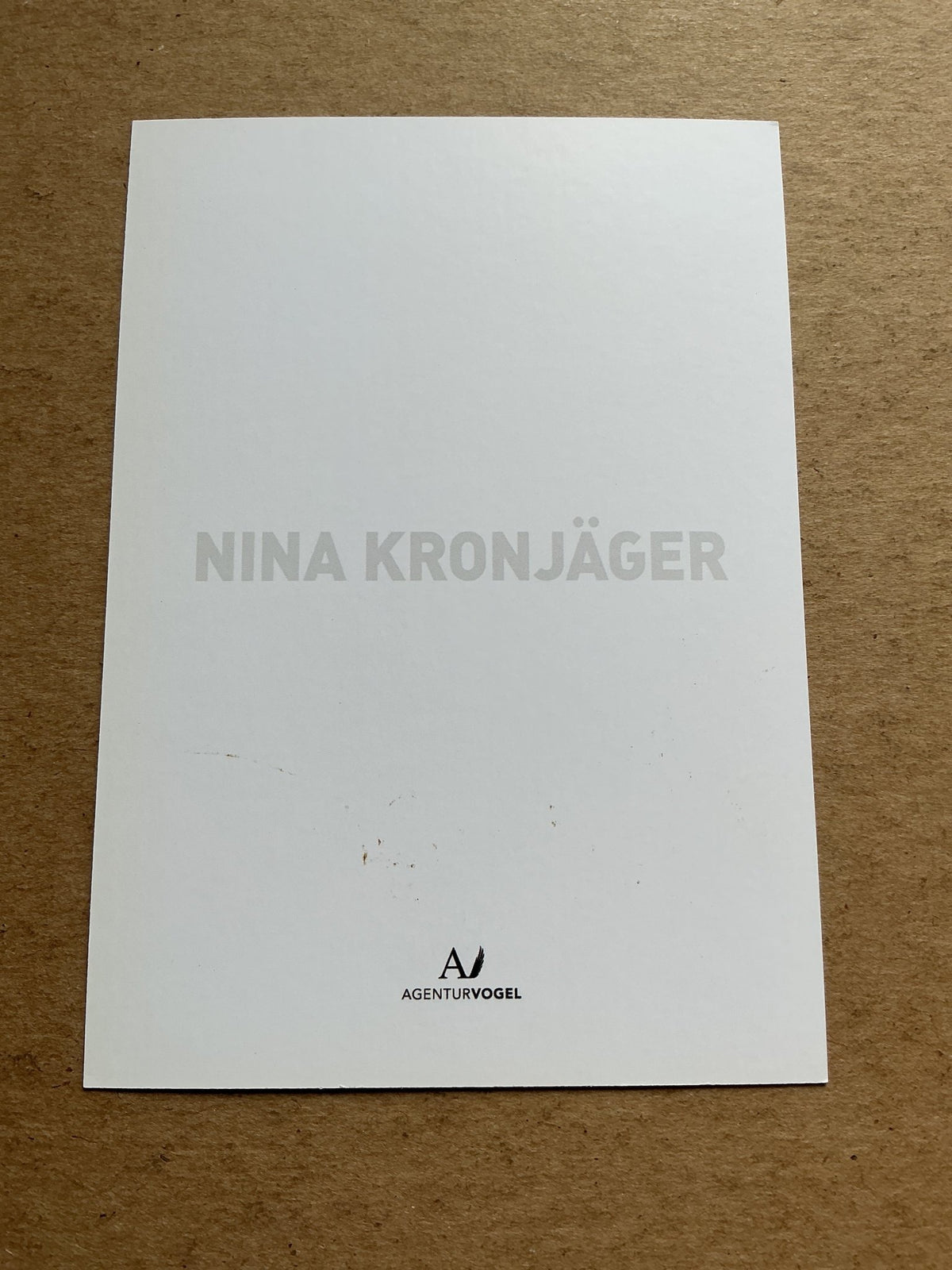 Nina Kronjäger, Germany 🇩🇪 Actress 2026 hand signed - Autographs-World