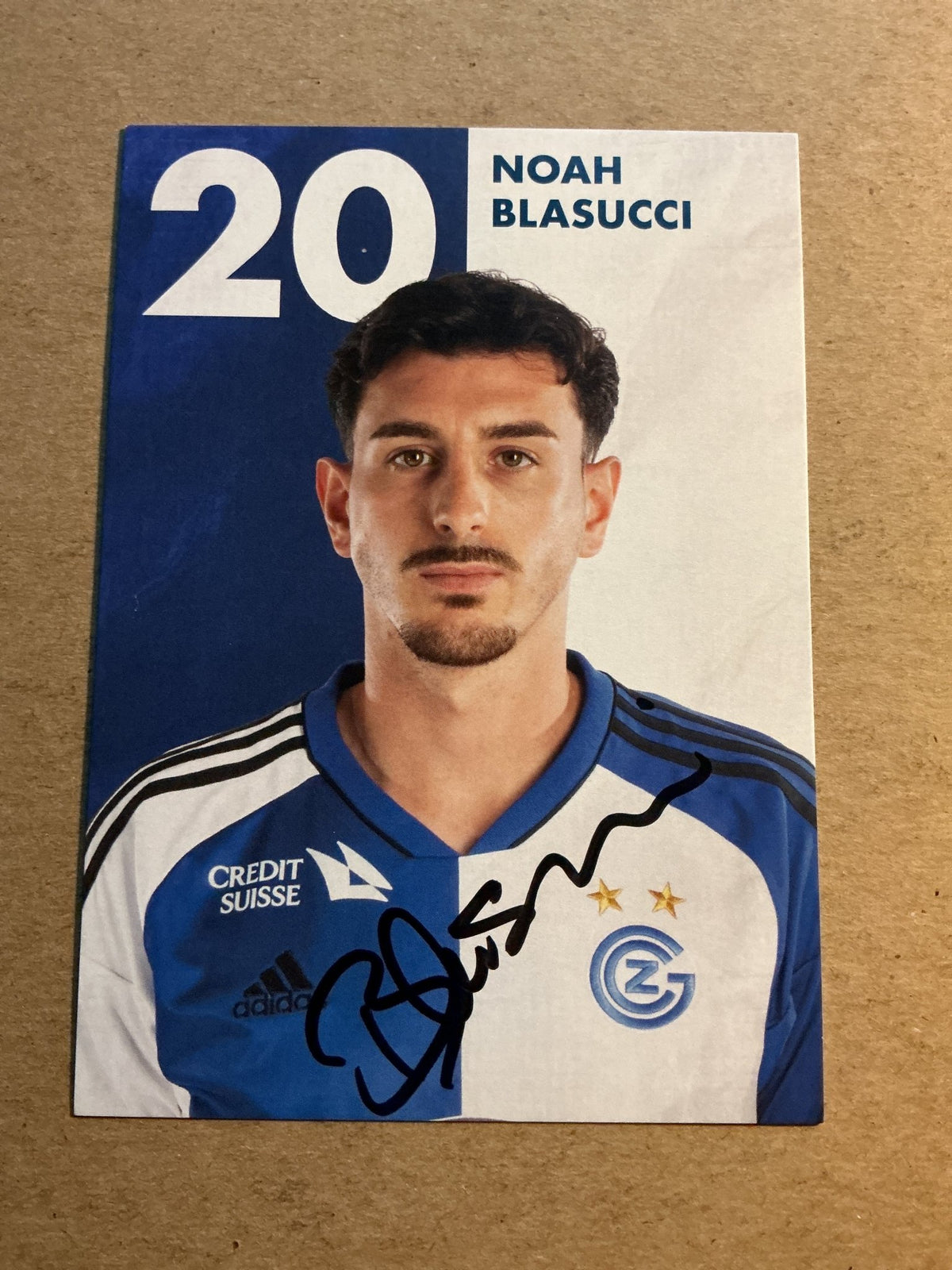 Noah Blasucci, Switzerland 🇨🇭 Grasshopper Zürich 2022/23 hand signed - Autographs-World