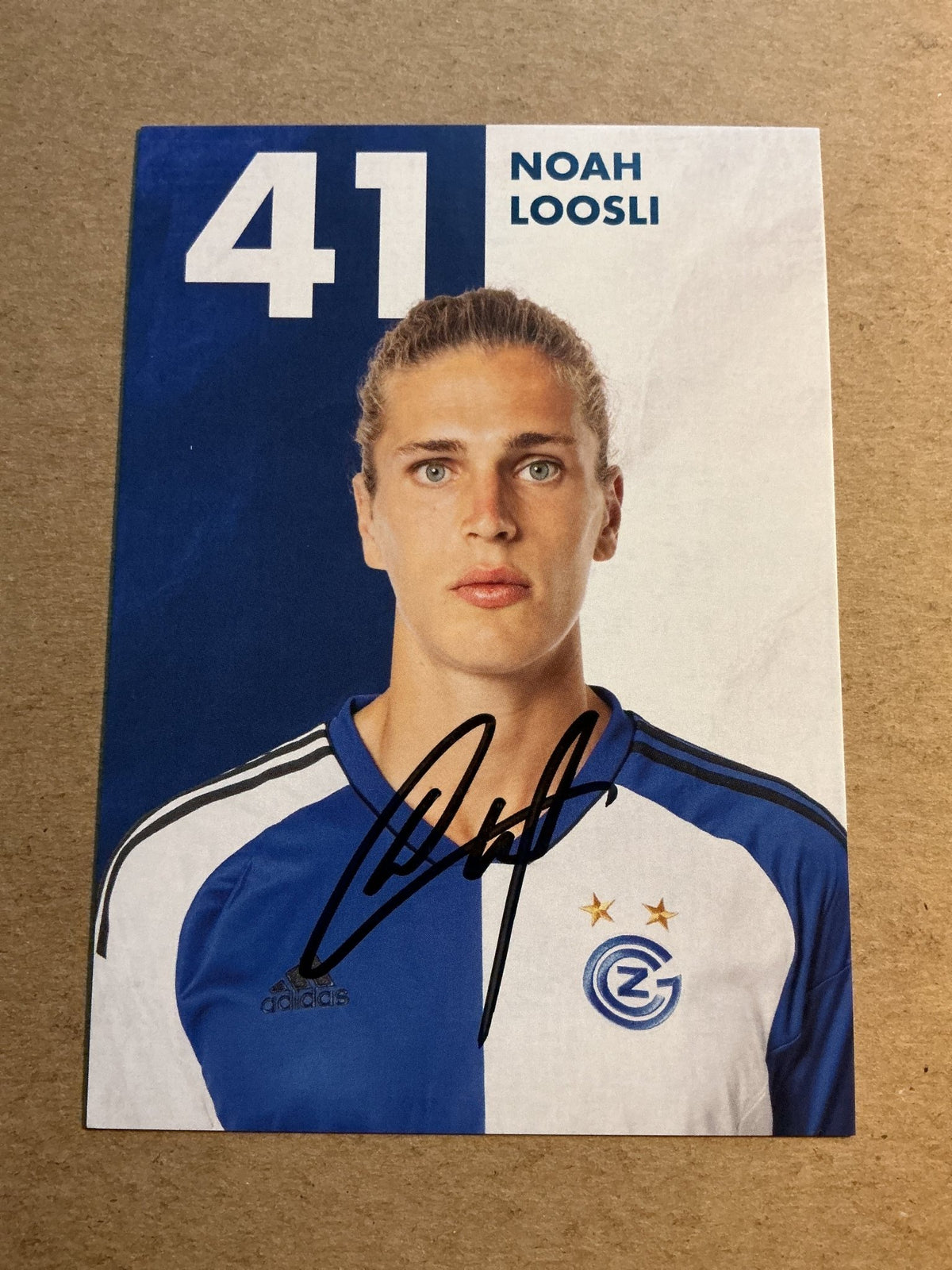 Noah Loosli, Switzerland 🇨🇭 Grasshopper Zürich 2022/23 hand signed - Autographs-World