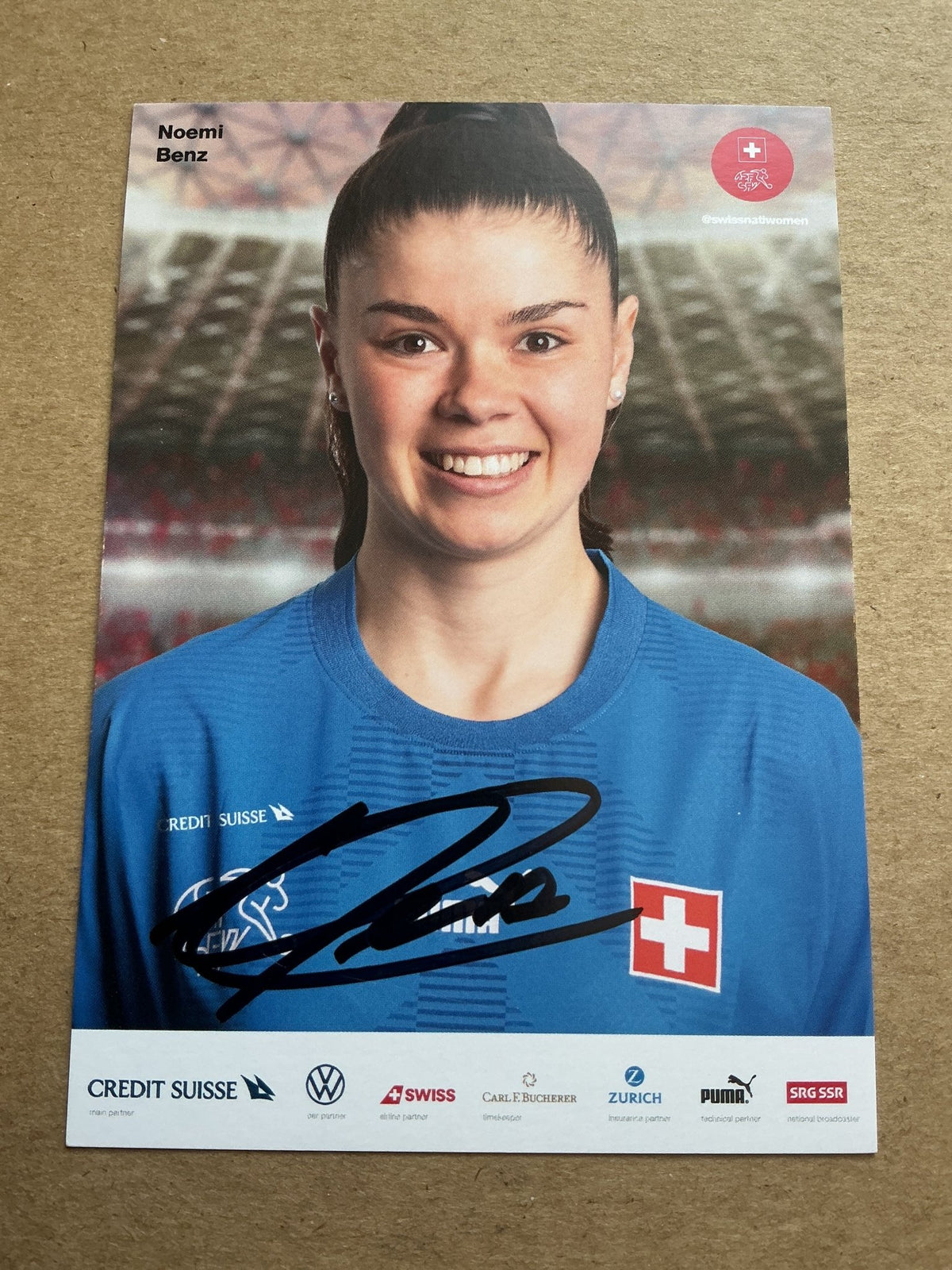 Noemi Benz, Switzerland 🇨🇭 Women’s World Cup 2023 hand signed - Autographs-World