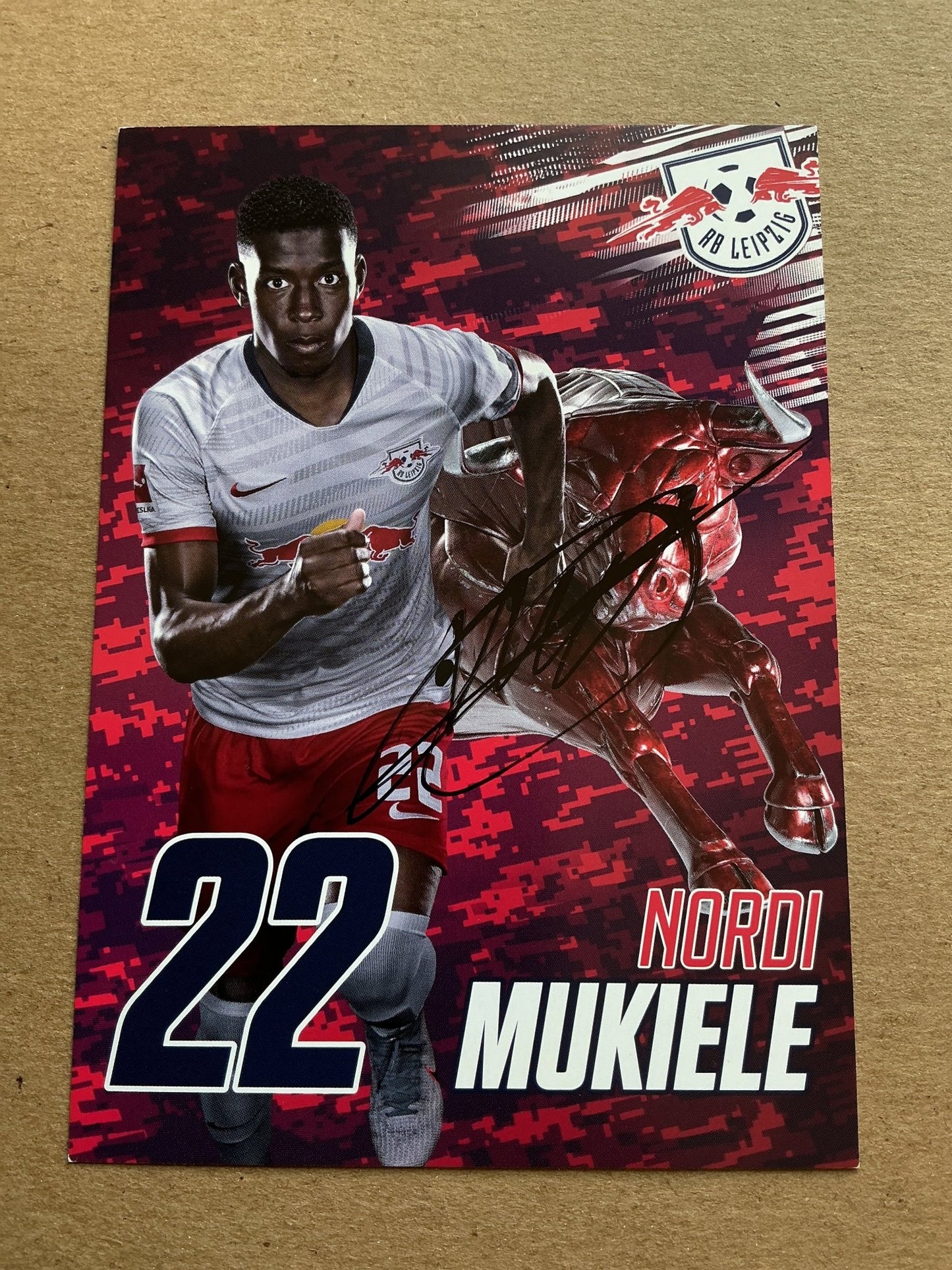 Nordi Mukiele, France 🇫🇷 RB Leipzig 2019/20 hand signed - Autographs-World