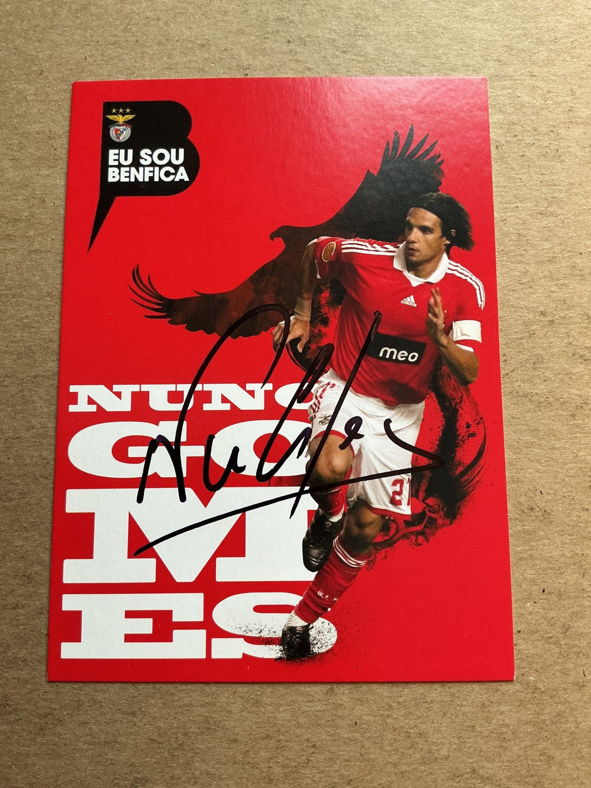 Nuno Gomes, Portugal 🇵🇹 SL Benfica 2009/10 hand signed - Autographs-World