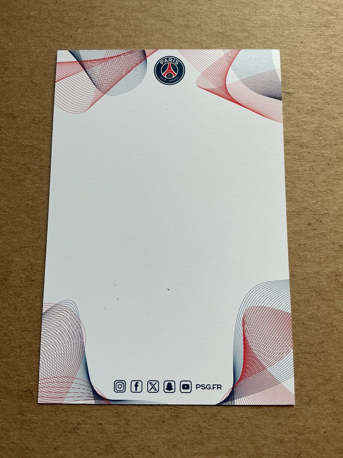 Nuno Mendes, Portugal 🇵🇹 Paris Saint-Germain 2023/24 hand signed - Autographs-World
