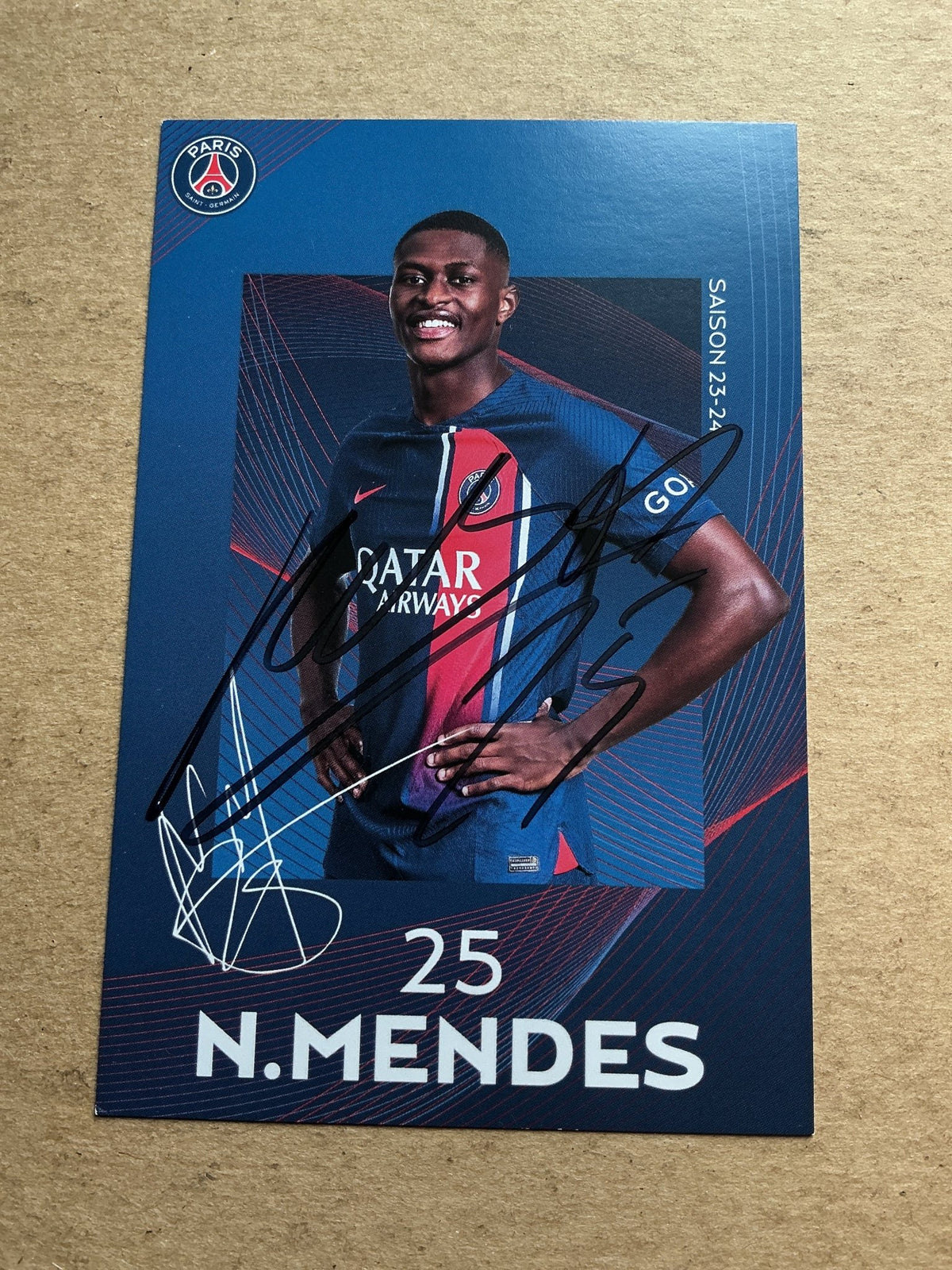 Nuno Mendes, Portugal 🇵🇹 Paris Saint-Germain 2023/24 hand signed - Autographs-World