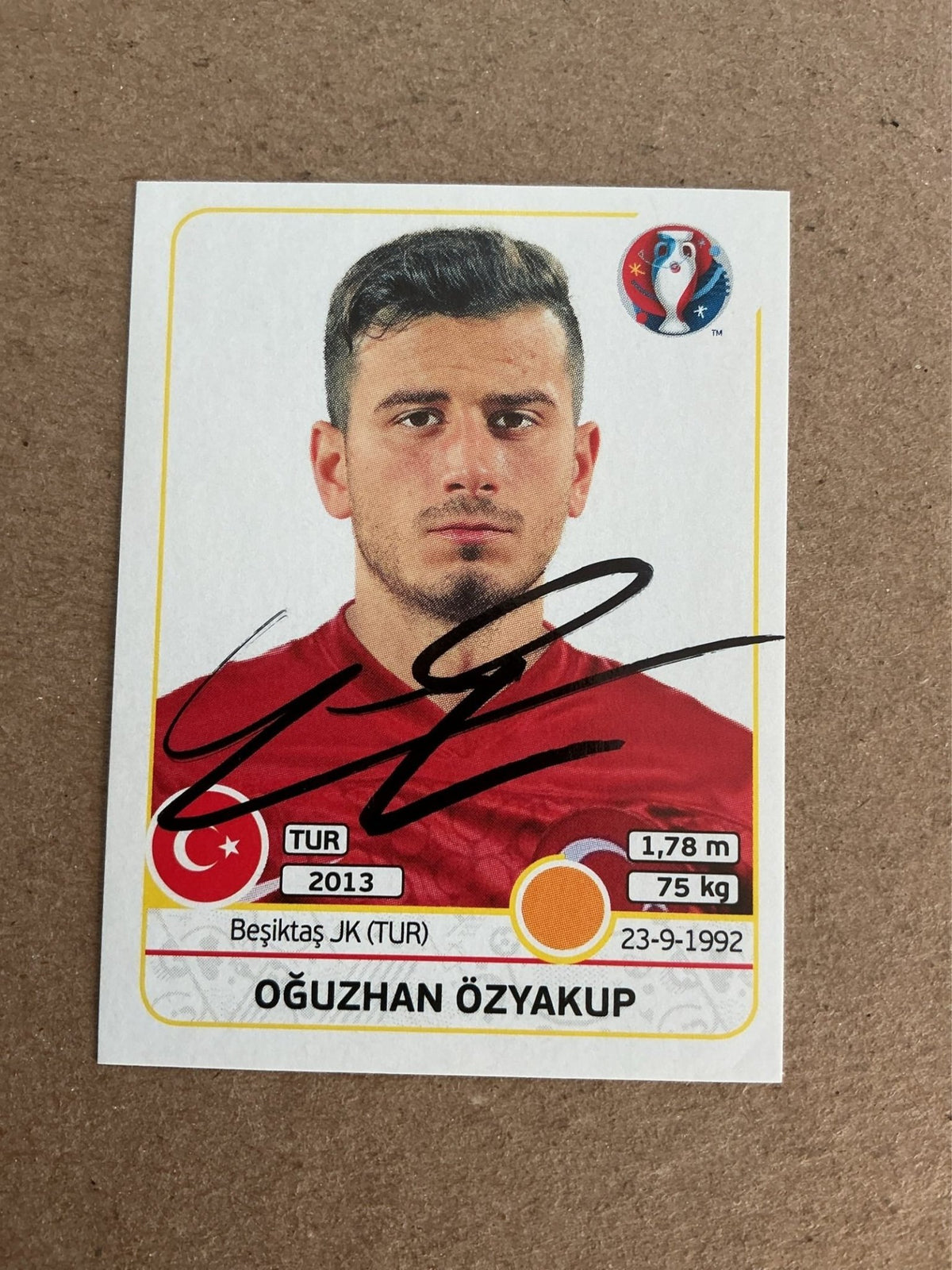 Oğuzhan Özyakup, Türkiye 🇹🇷 UEFA Euro 2016 Panini hand signed - Autographs-World