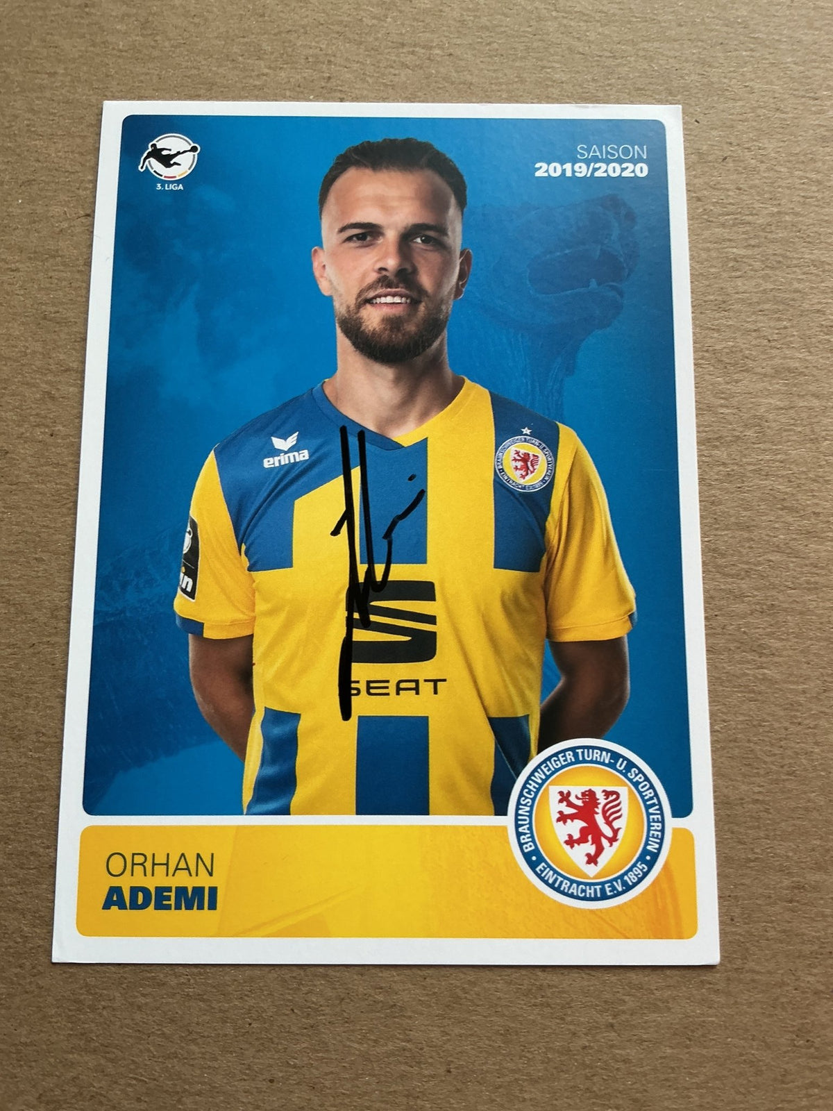 Orhan Ademi, Switzerland 🇨🇭 Eintracht Braunschweig 2019/20 hand signed - Autographs-World