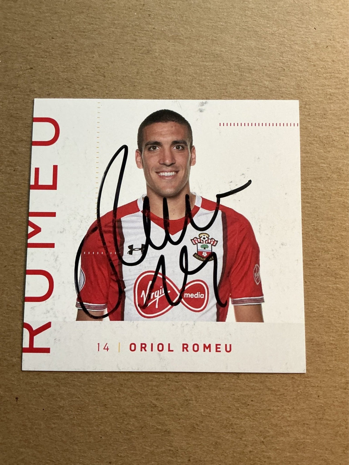 Oriol Romeu, Spain 🇪🇸 Southampton FC 2017/18 hand signed - Autographs-World