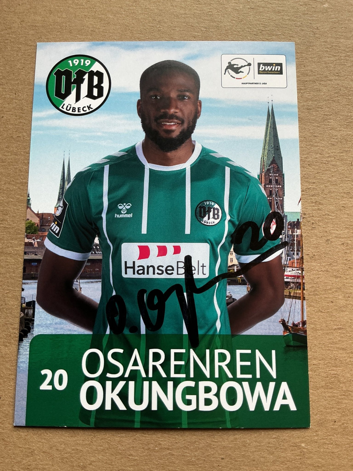 Osarenren Okungbowa, Austria 🇦🇹 VfB Lübeck 2020/21 hand signed - Autographs-World