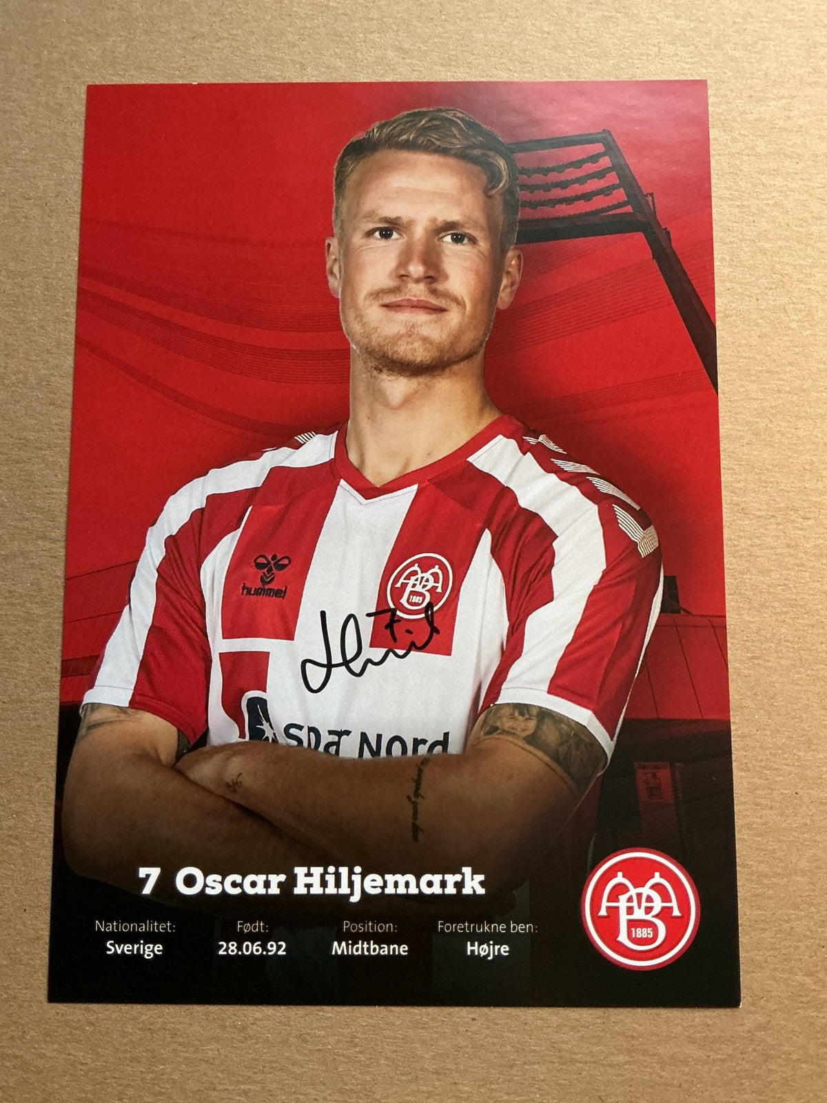 Oscar Hiljemark, Sweden 🇸🇪 Aalborg BK 2020/21 hand signed - Autographs-World