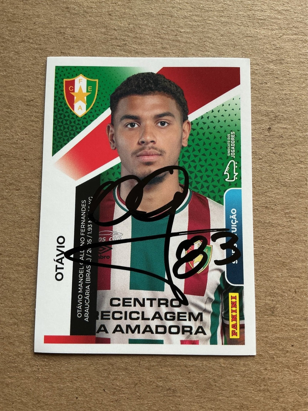 Otávio, Brazil 🇧🇷 Estrela Amadora 2025/26 Panini hand signed - Autographs-World