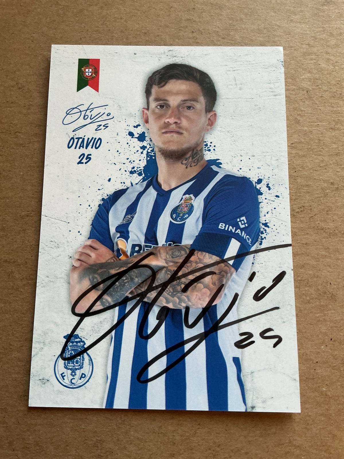 Otávio, Portugal 🇵🇹 FC Porto 2022/23 hand signed - Autographs-World
