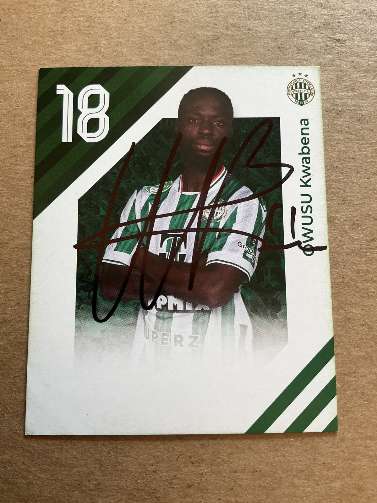 Owusu Kwabena, Ghana 🇬🇭 Ferencvaros TC 2024/25 hand signed - Autographs-World