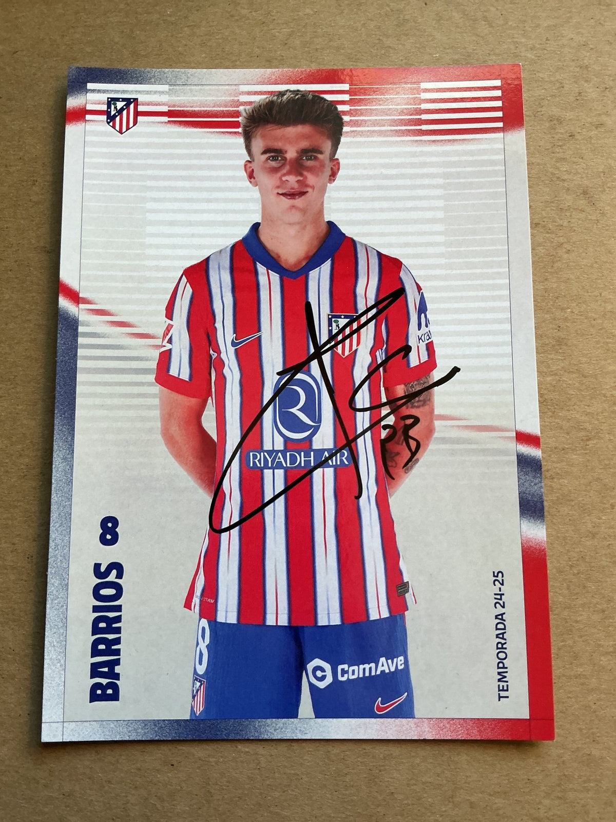 Pablo Barrios, Spain 🇪🇸 Atletico Madrid 2024/25 hand signed - Autographs-World