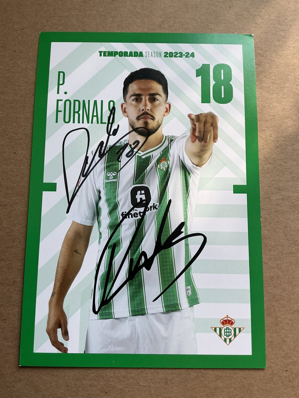 Pablo Fornals, Spain 🇪🇸 Real Betis 2023/24 hand signed - Autographs-World