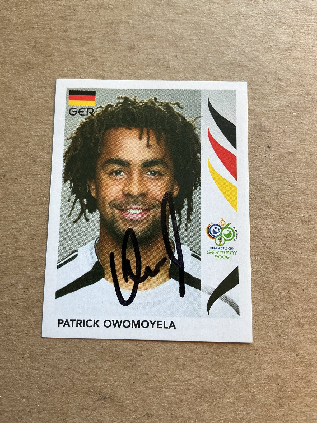 Patrick Owomoyela, Germany 🇩🇪 FIFA World Cup 2006 Panini hand signed - Autographs-World
